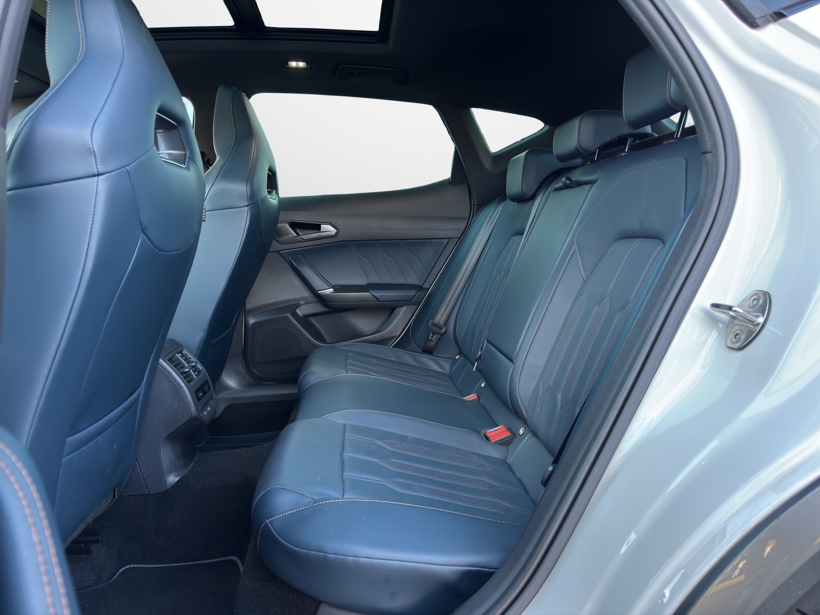 CUPRA Formentor 2.0 TSI VZ 4Drive DSG-image-5