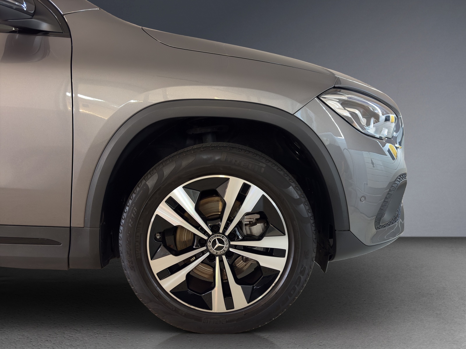 MERCEDES-BENZ GLA 200 Progressive-image-5