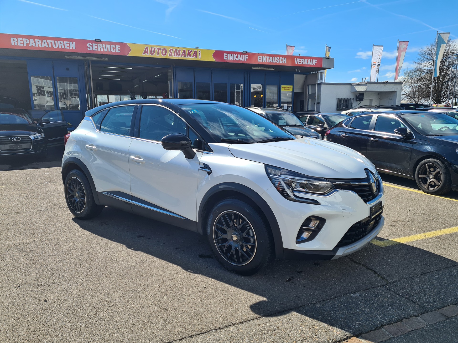 RENAULT Captur 1.3 TCe EDC Intens EDC-image-0