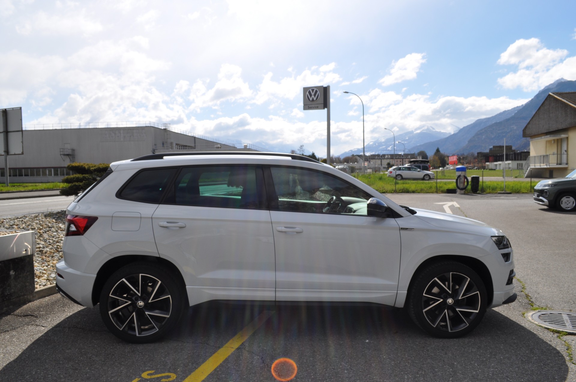 SKODA Karoq 2.0 TSI SportLine 4x4 DSG-image-4