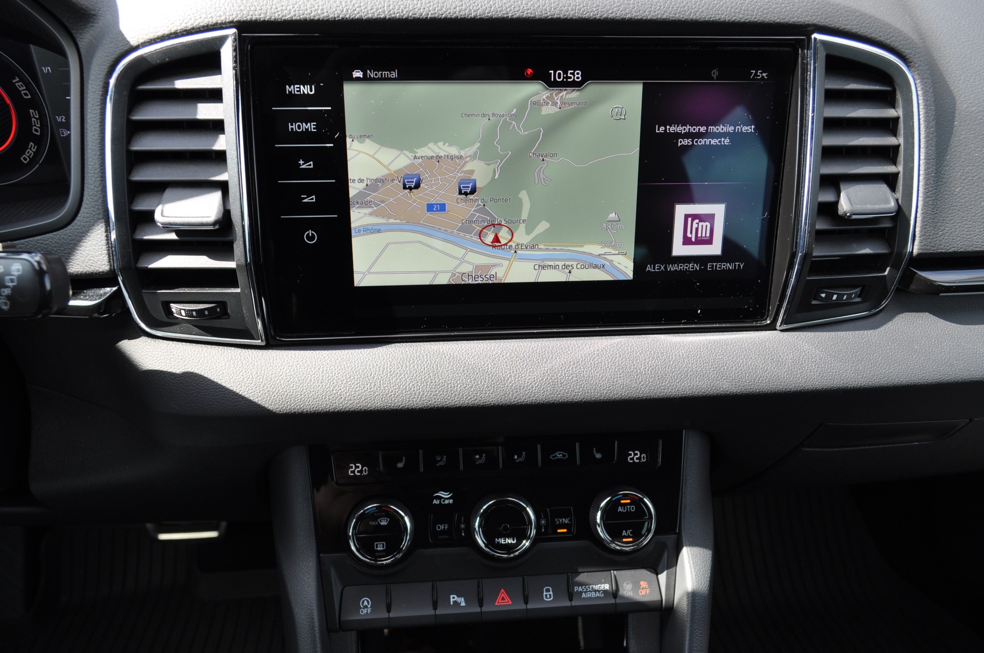 SKODA Karoq 2.0 TSI SportLine 4x4 DSG-image-13