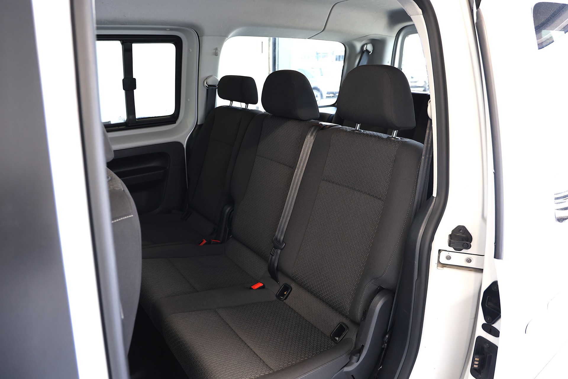 VW Caddy Maxi 2.0TDI BlueMotion Technology DSG *7-Plätzer*-image-13