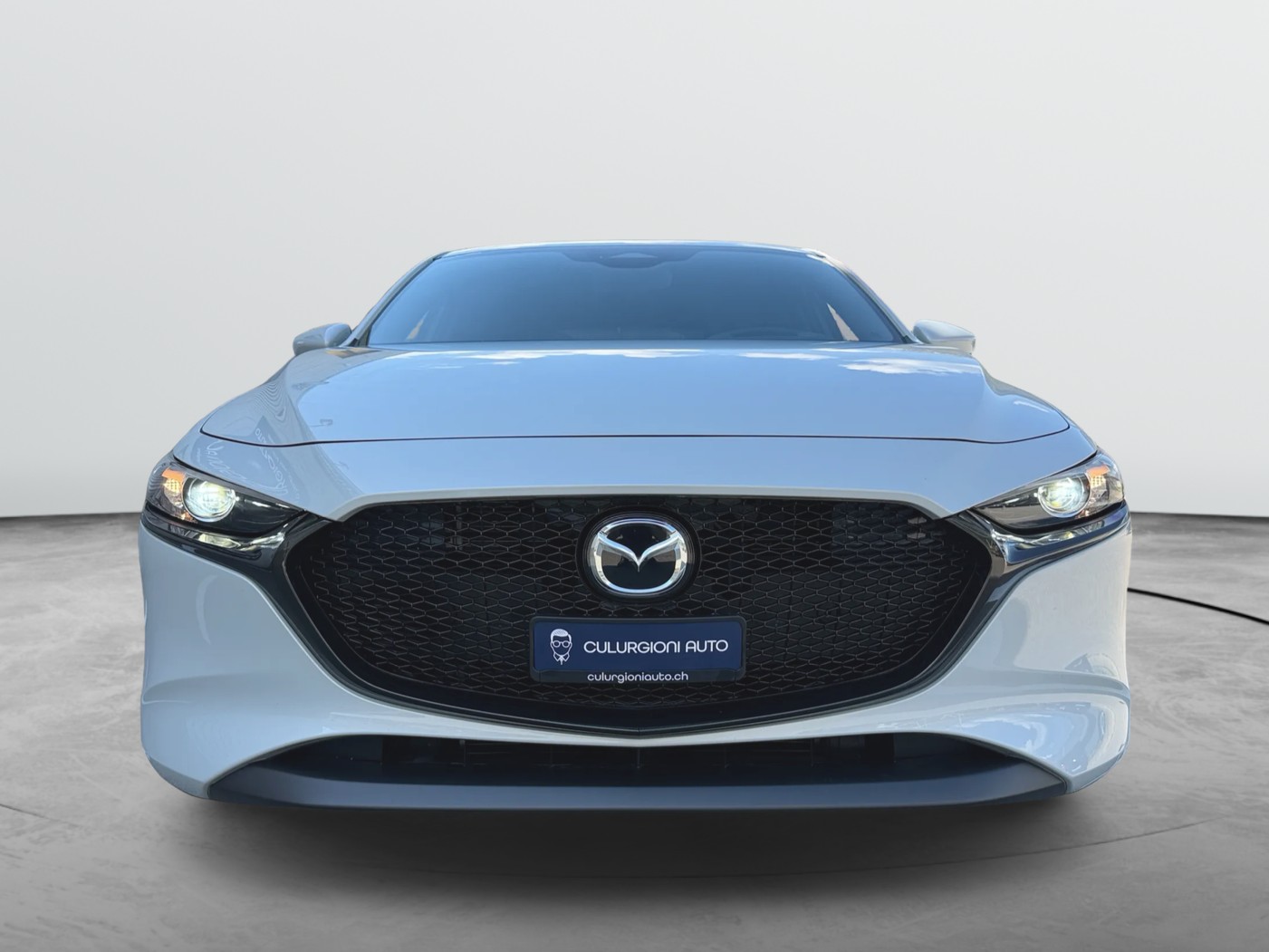 MAZDA 3 Hatchback SKYACTIV-G M Hybrid 150 Ambition Plus Automat-image-1