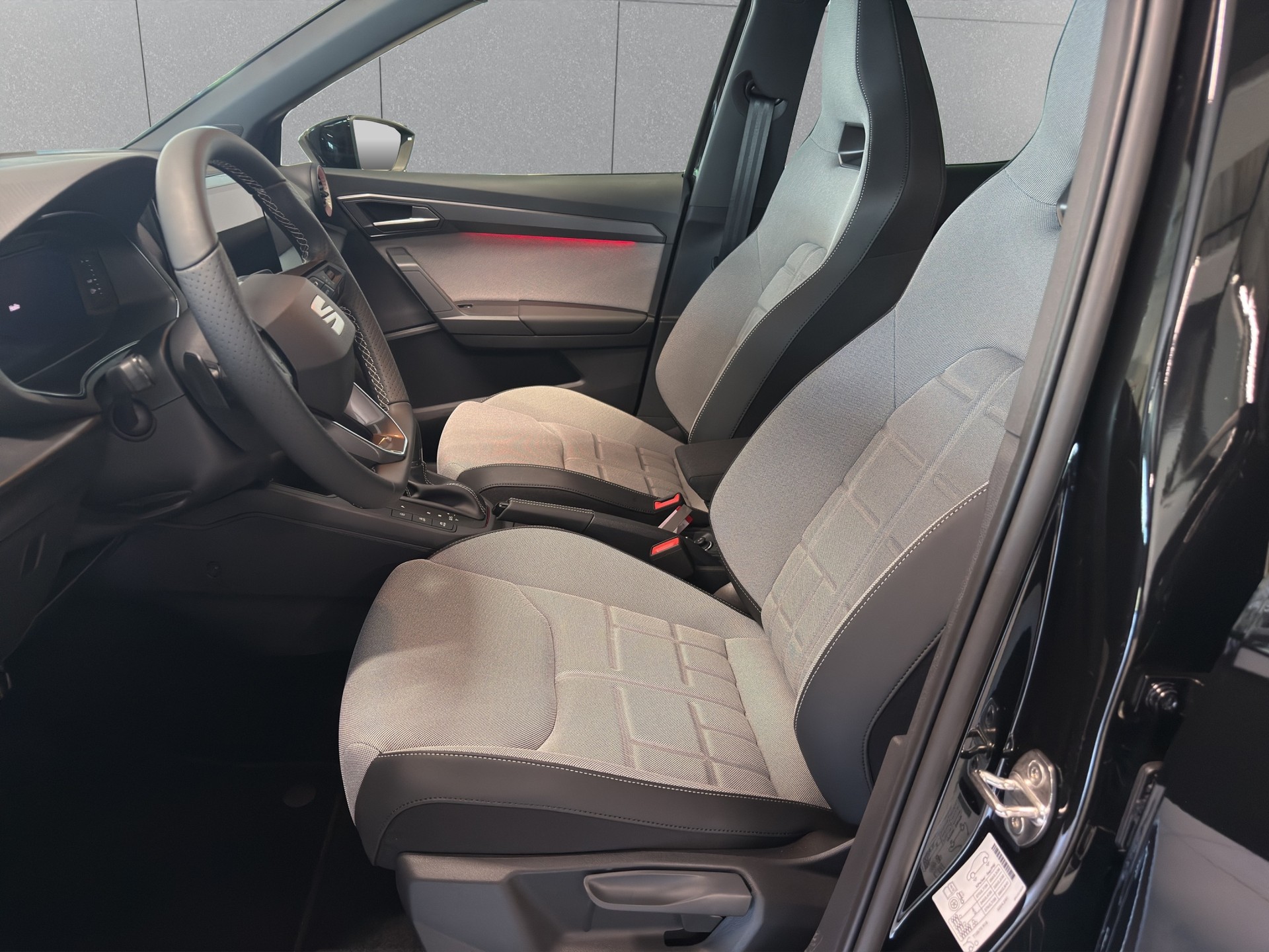 SEAT Arona 1.5 Eco TSI Move FR DSG-image-10