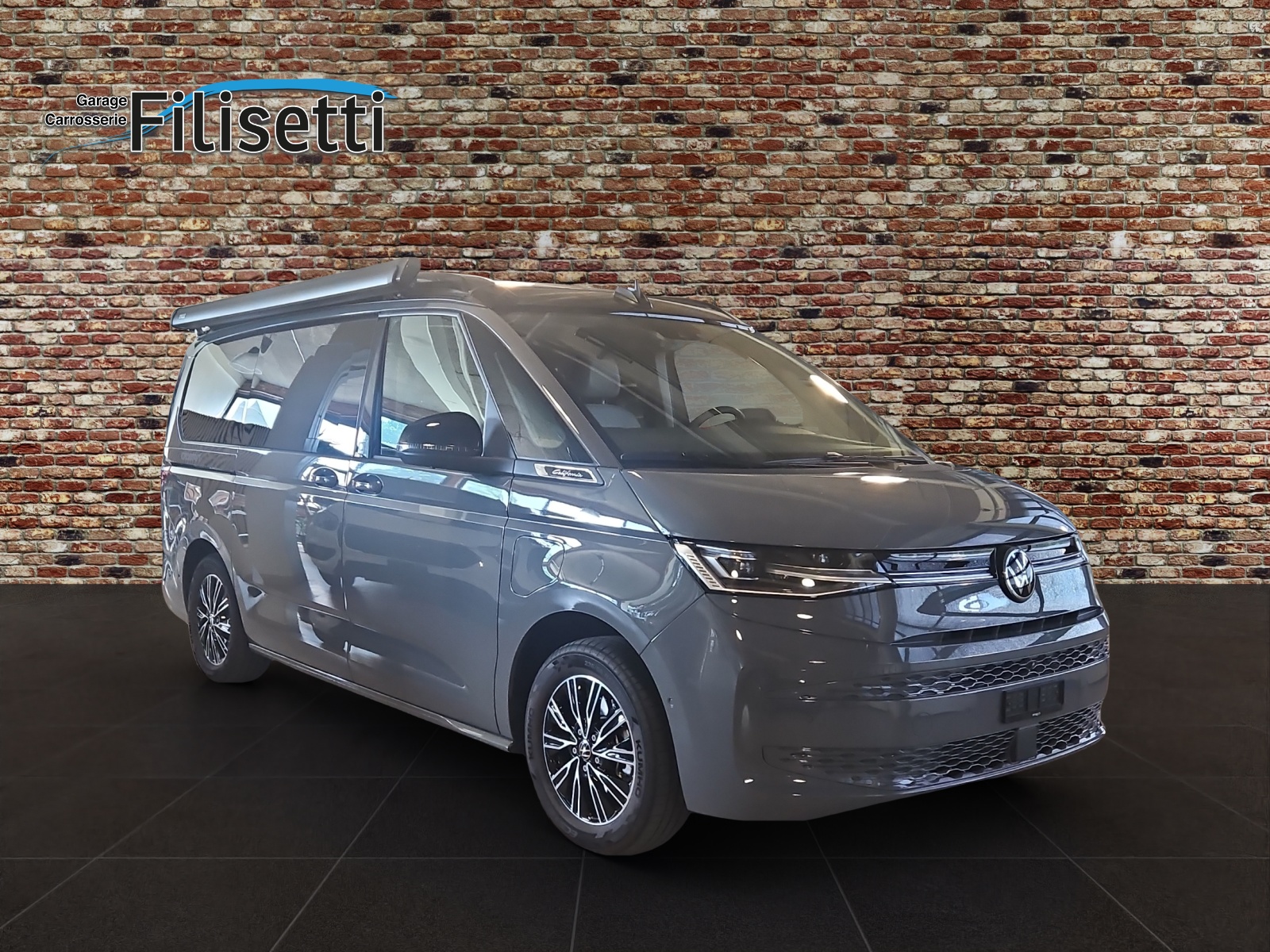 VW Ocean Liberty PHEV-showroom-element-1