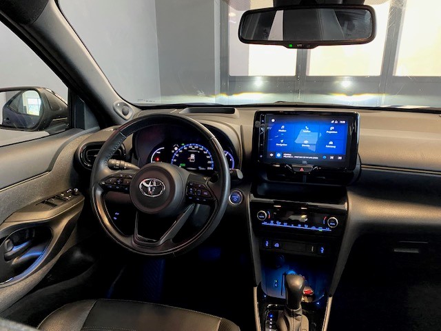 TOYOTA Yaris Cross 1.5 VVT-i HSD Adventure AWD-i-image-9