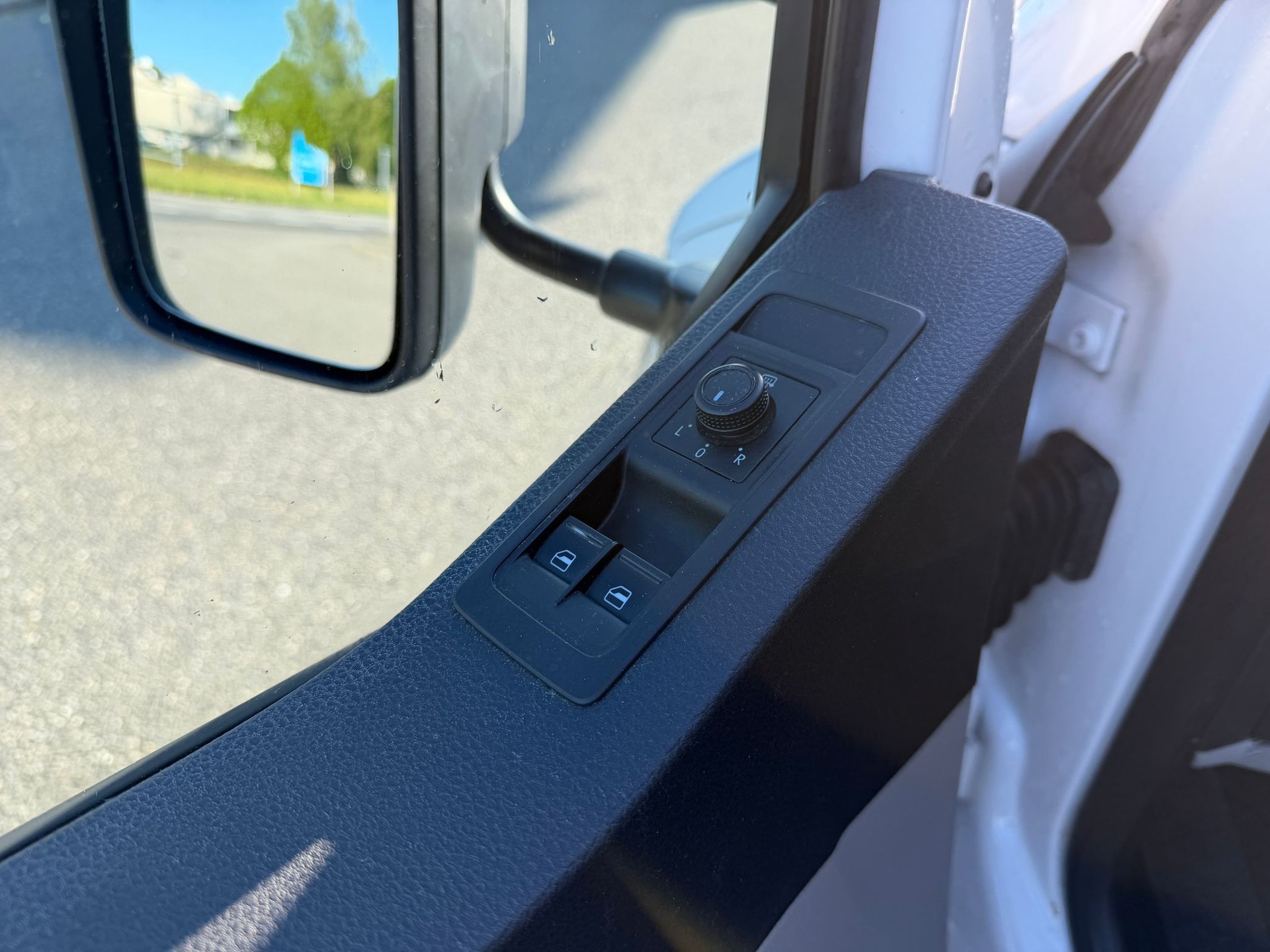 VW T6 2.0 TDI 4Motion Doka 1235 KG Nutzlast-image-9