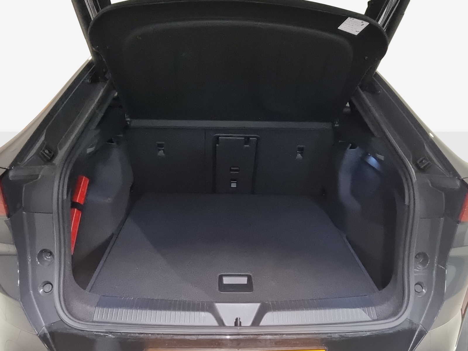 CUPRA Tavascan Type 9 77 kWh Adrenaline-image-12
