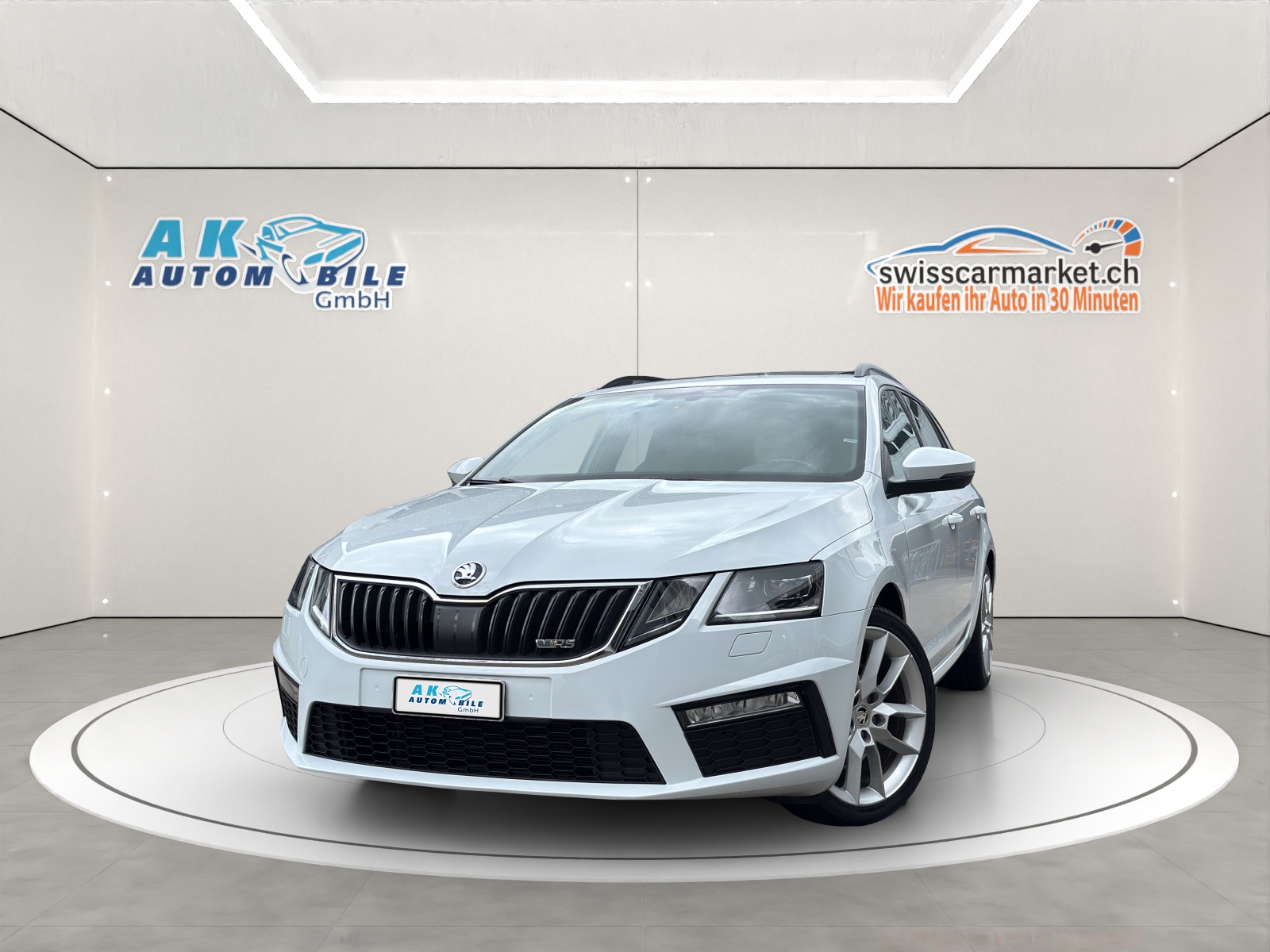 SKODA Octavia Combi 2.0 TDI RS 4x4 DSG-image-0