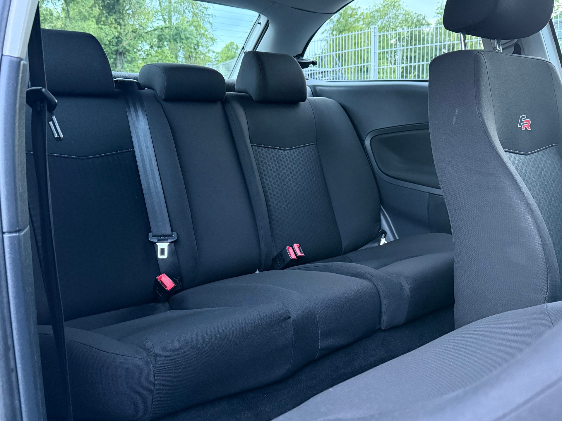 SEAT Ibiza 1.8 20V Turbo FR Joya Joker-image-24