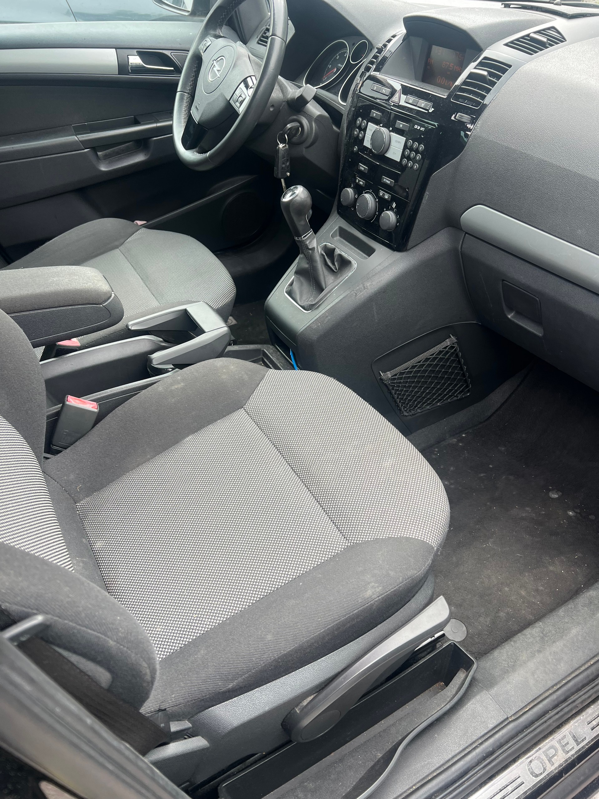OPEL Zafira 1.7 CDTI Cosmo-image-7