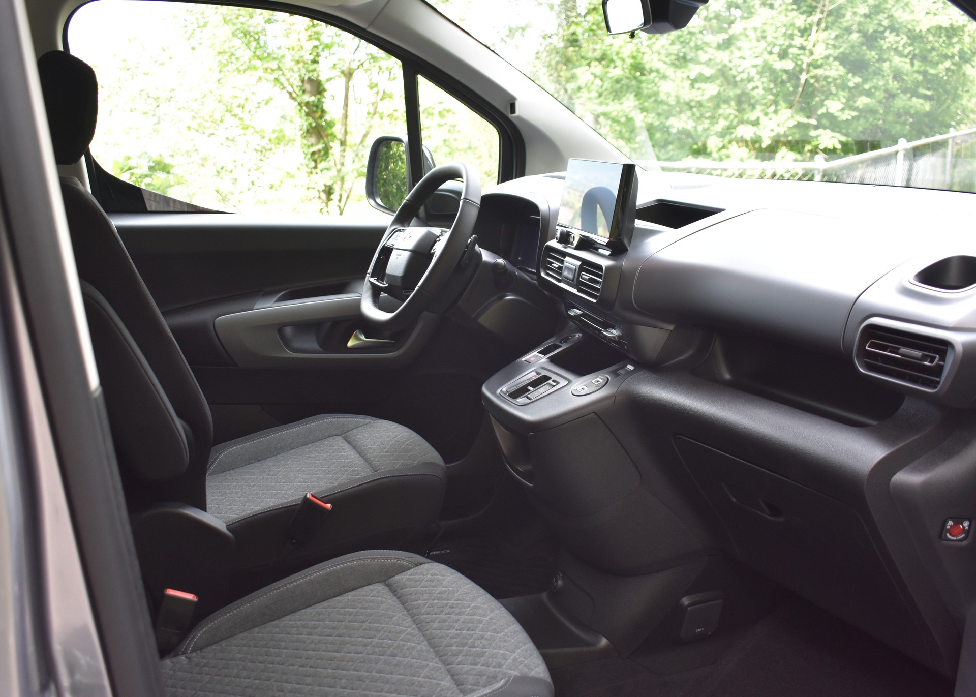 OPEL Combo 1.5 GS Automat-image-7