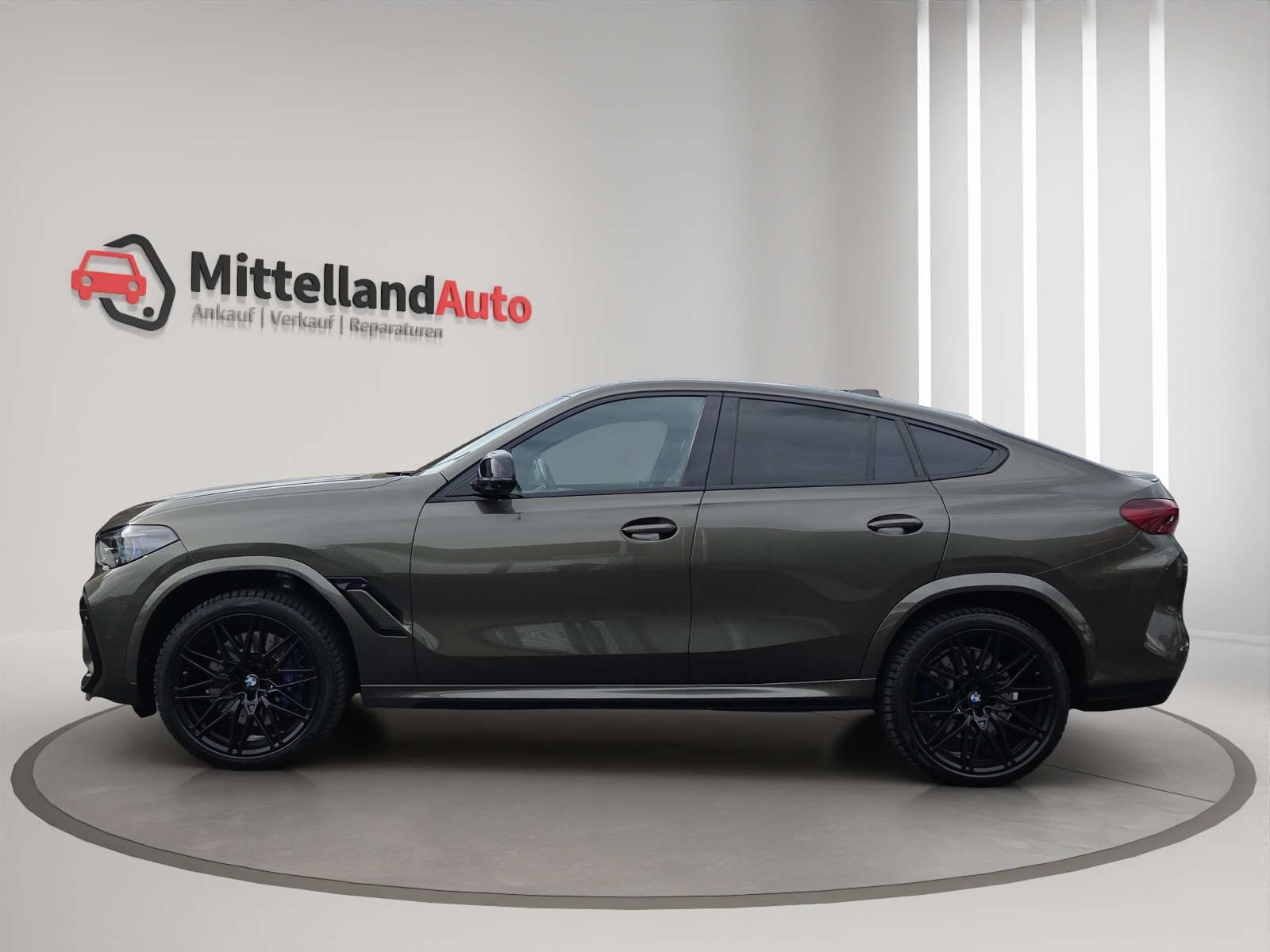 BMW X6M Steptronic M Competition-showroom-element-3