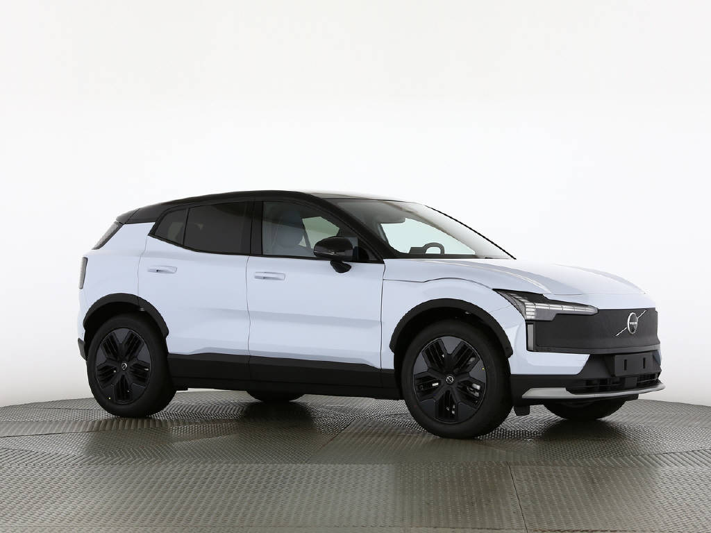 VOLVO EX 30 Cross Country P8 Ultra AWD-image-15