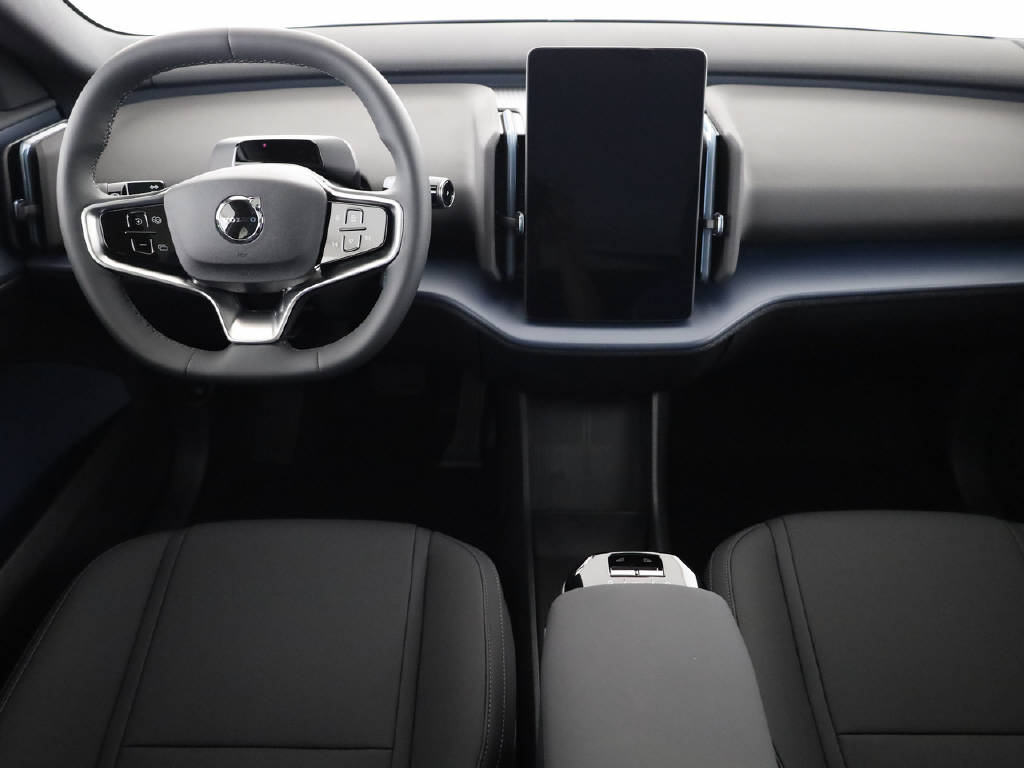 VOLVO EX 30 Cross Country P8 Ultra AWD-image-25