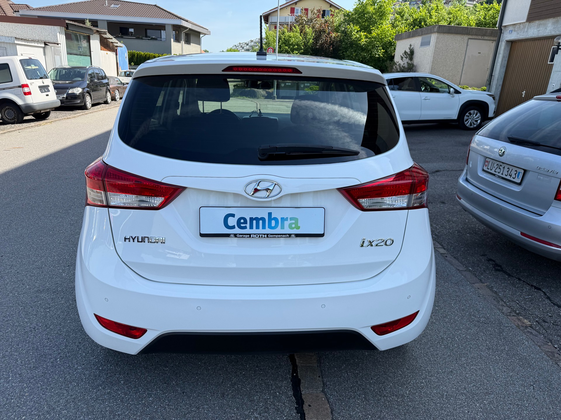 HYUNDAI iX20 1.6 Amplia Automatic-image-5