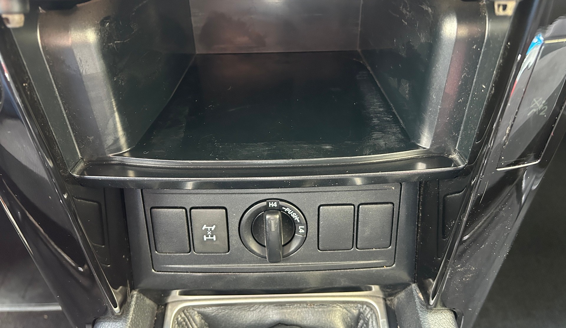 TOYOTA Land Cruiser 3.0 TD Luna-image-13
