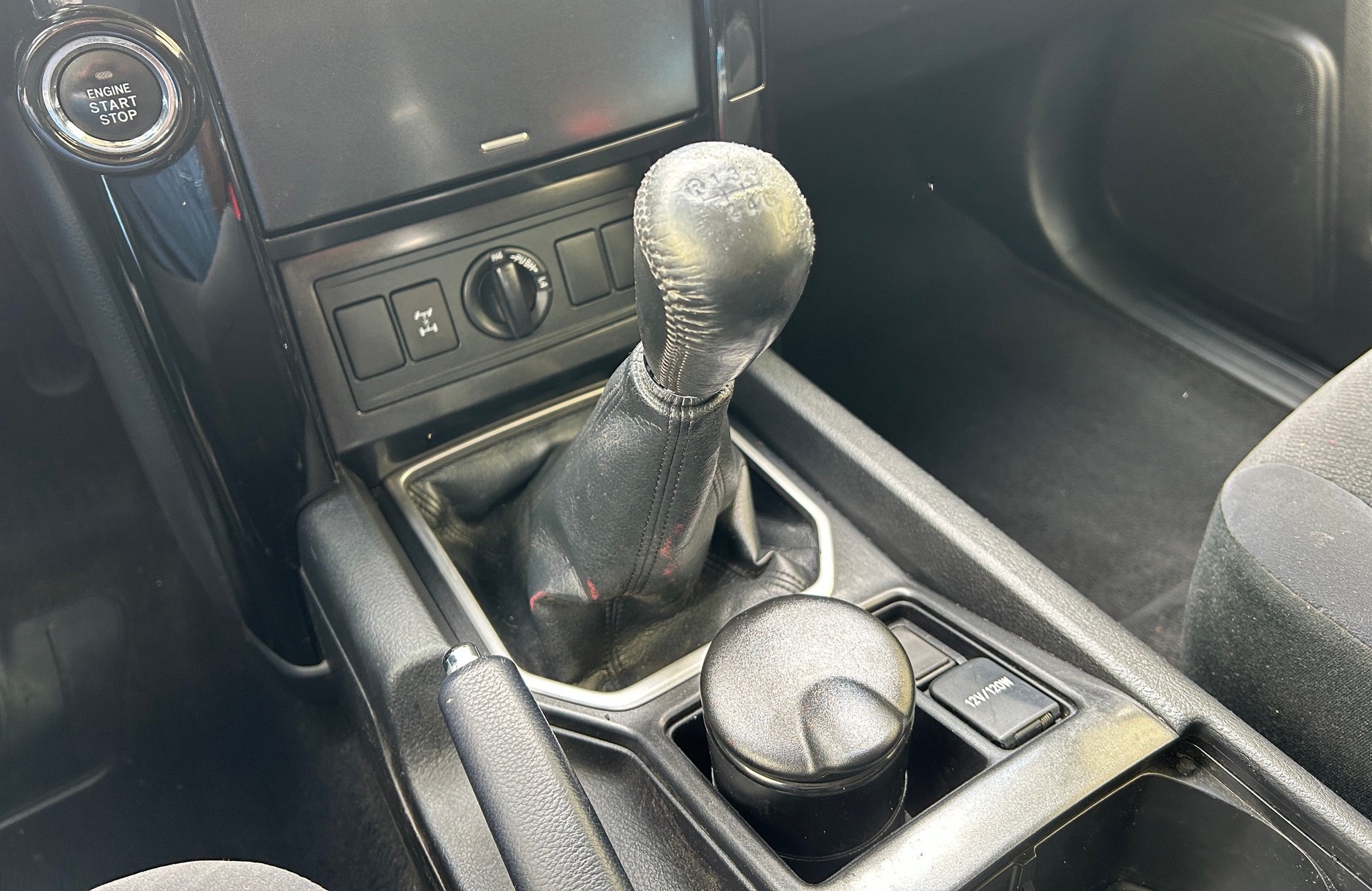 TOYOTA Land Cruiser 3.0 TD Luna-image-14
