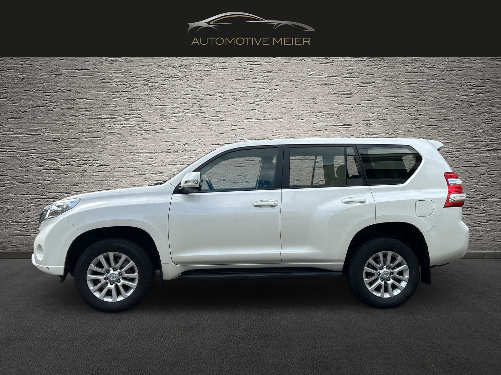 TOYOTA Land Cruiser 3.0 TD Luna-image-1