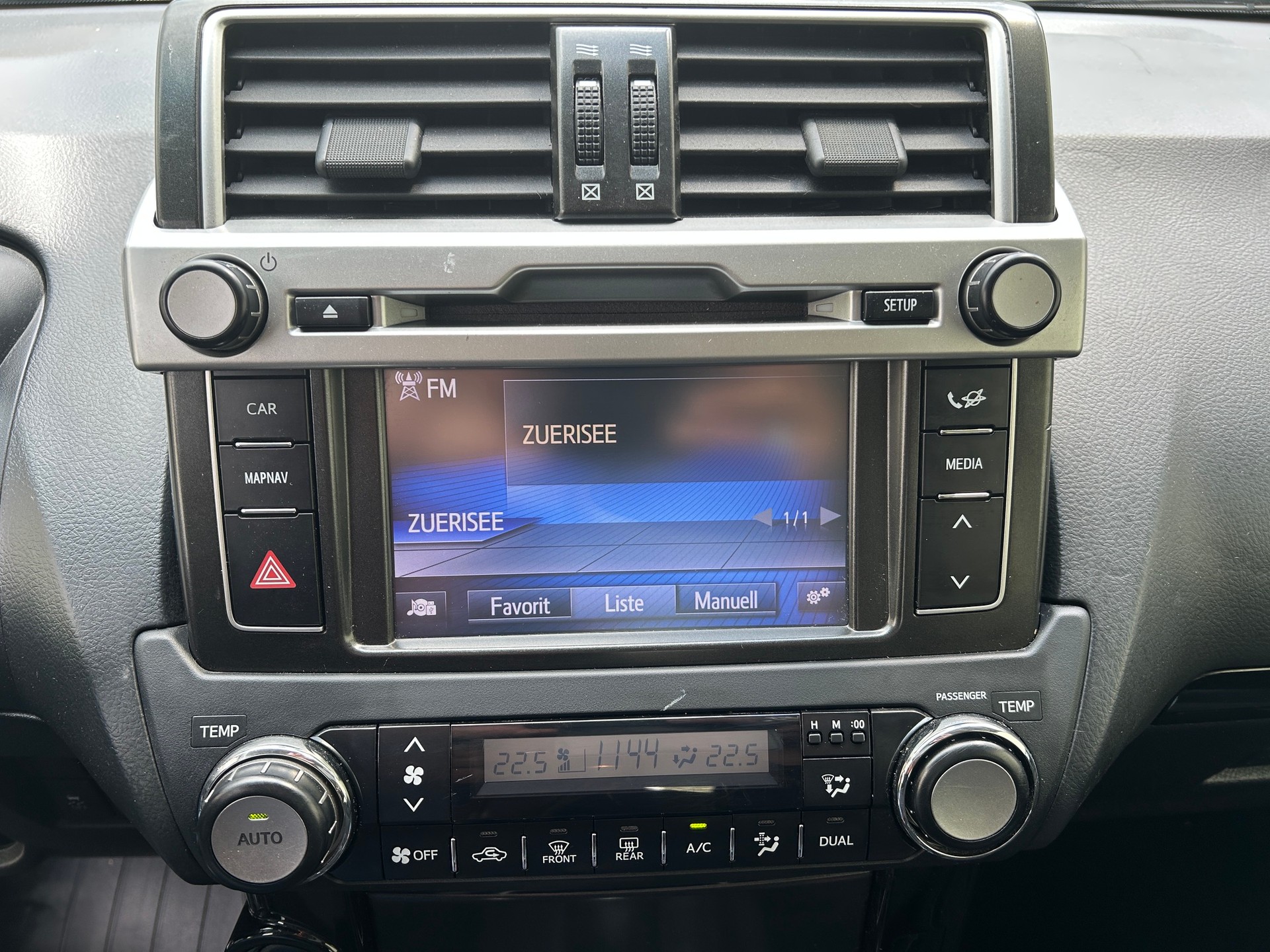 TOYOTA Land Cruiser 3.0 TD Luna-image-10