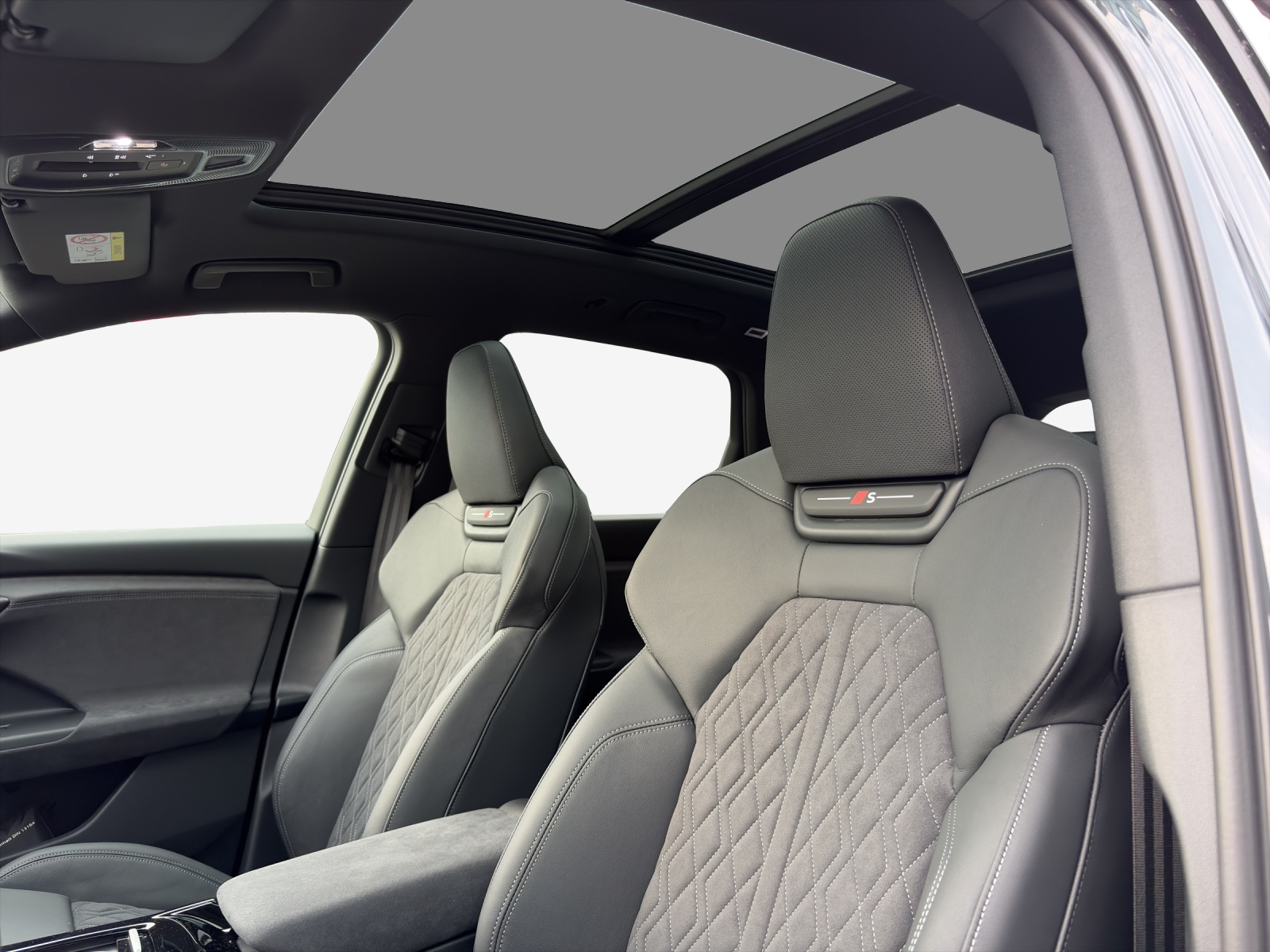 AUDI Q6 e-tron quattro-image-14