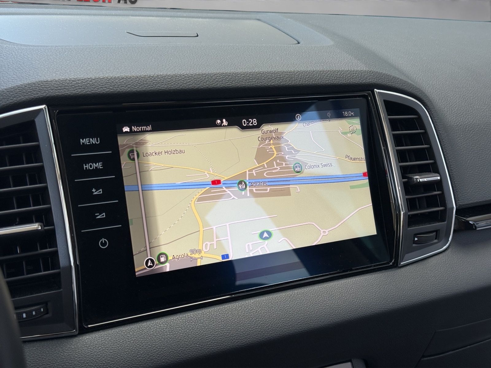 SKODA Karoq 2.0 TDI CR Style 4x4 DSG-image-18