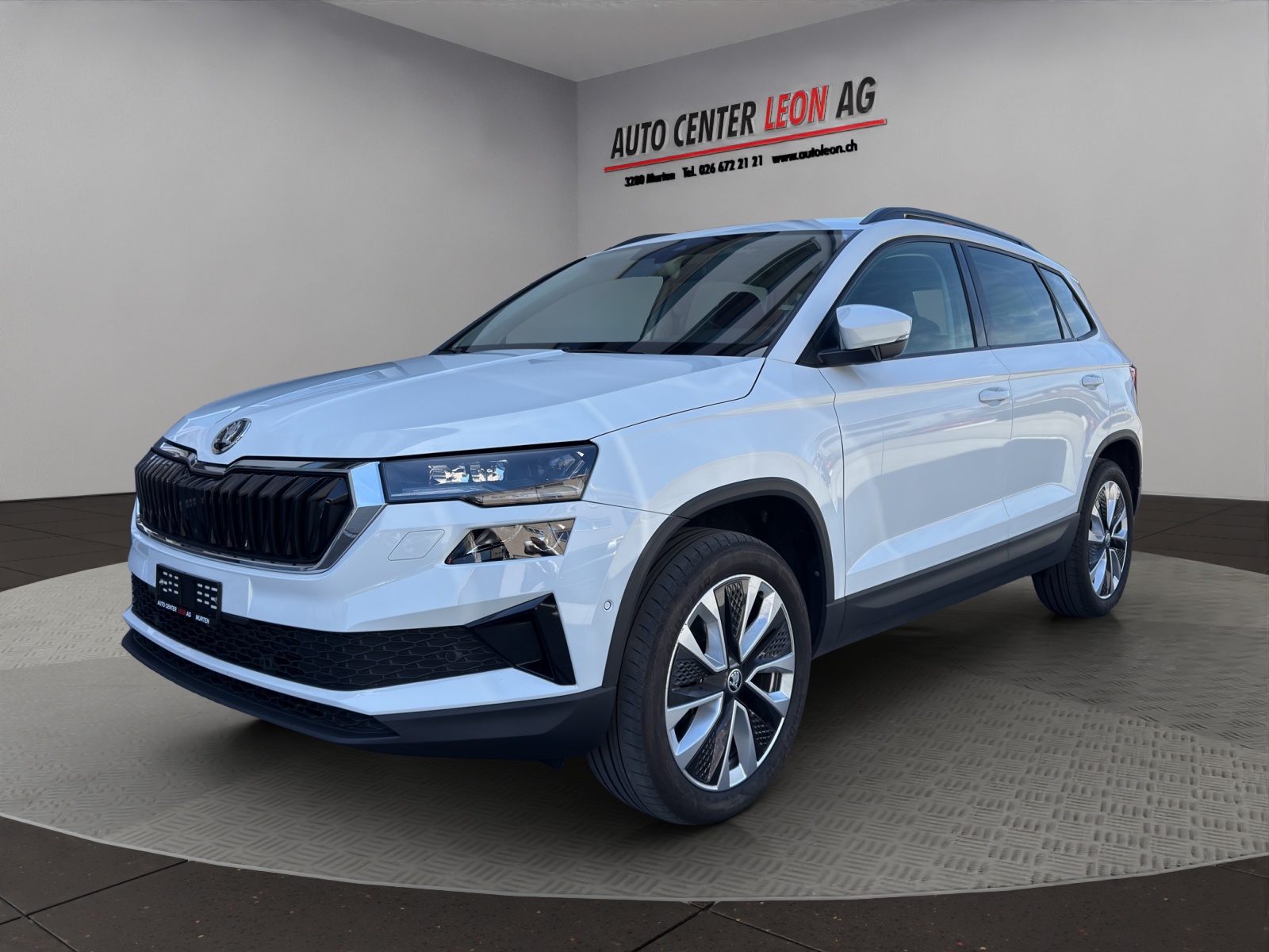 SKODA Karoq 2.0 TDI CR Style 4x4 DSG-image-1