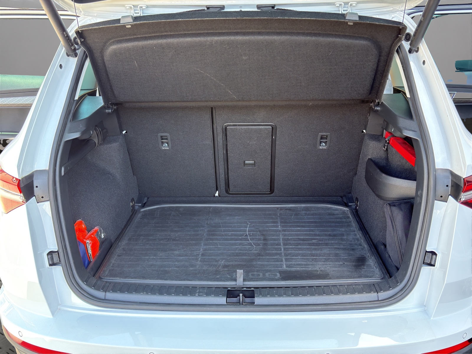 SKODA Karoq 2.0 TDI CR Style 4x4 DSG-image-14
