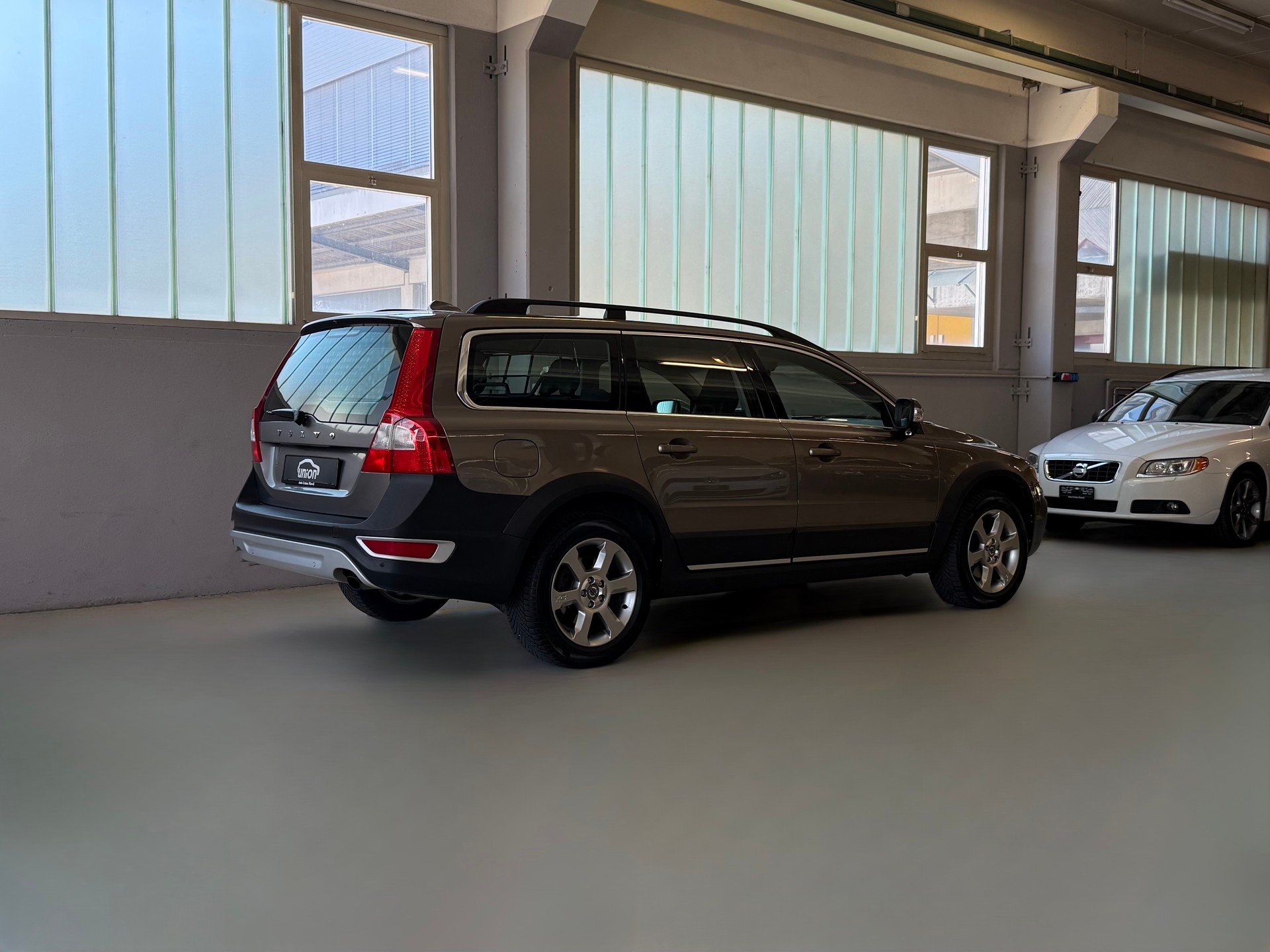 VOLVO XC70 T6 AWD Summum Geartronic-image-5
