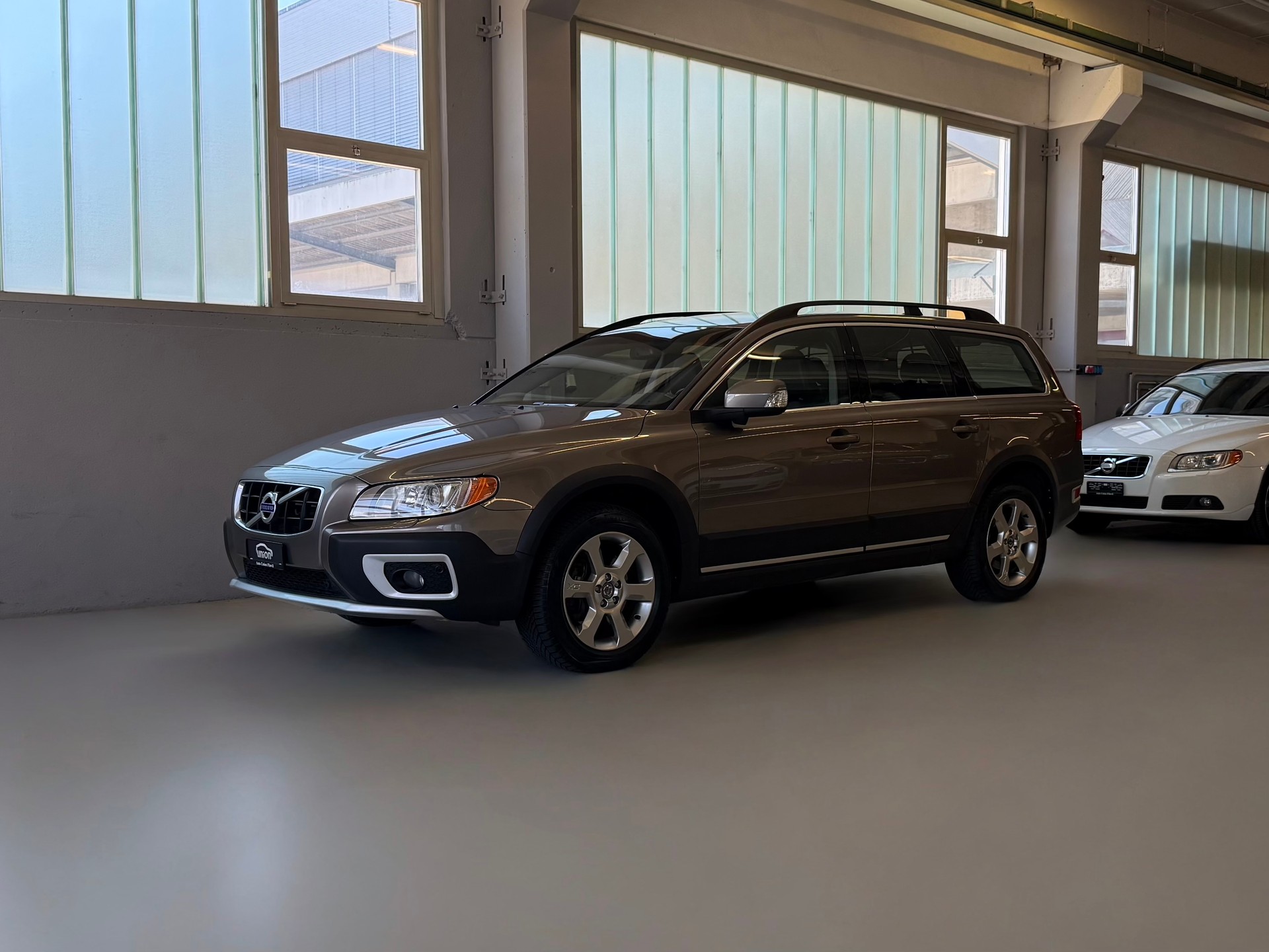 VOLVO XC70 T6 AWD Summum Geartronic-image-0