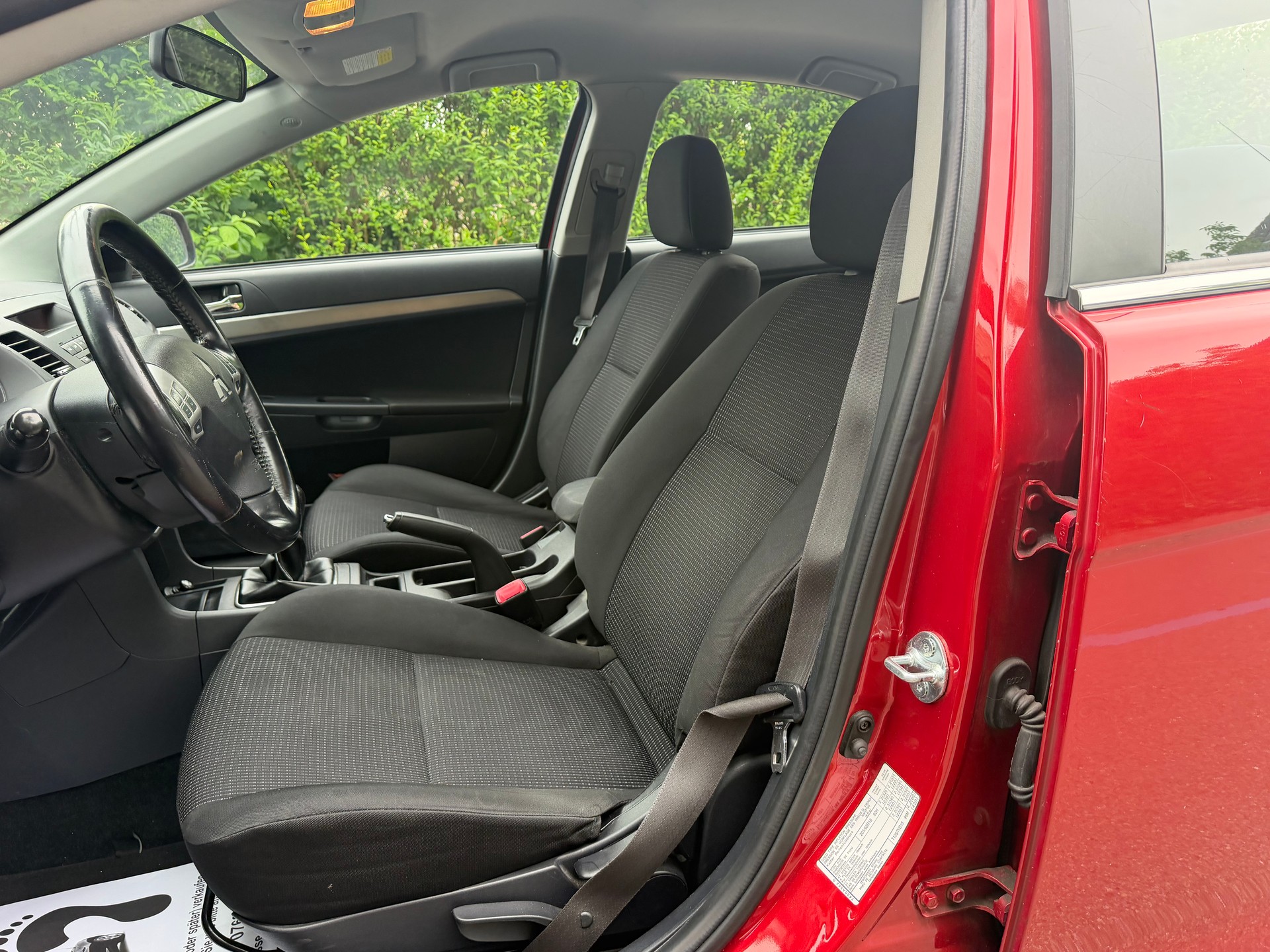 MITSUBISHI Lancer 1.8 Inform-image-8