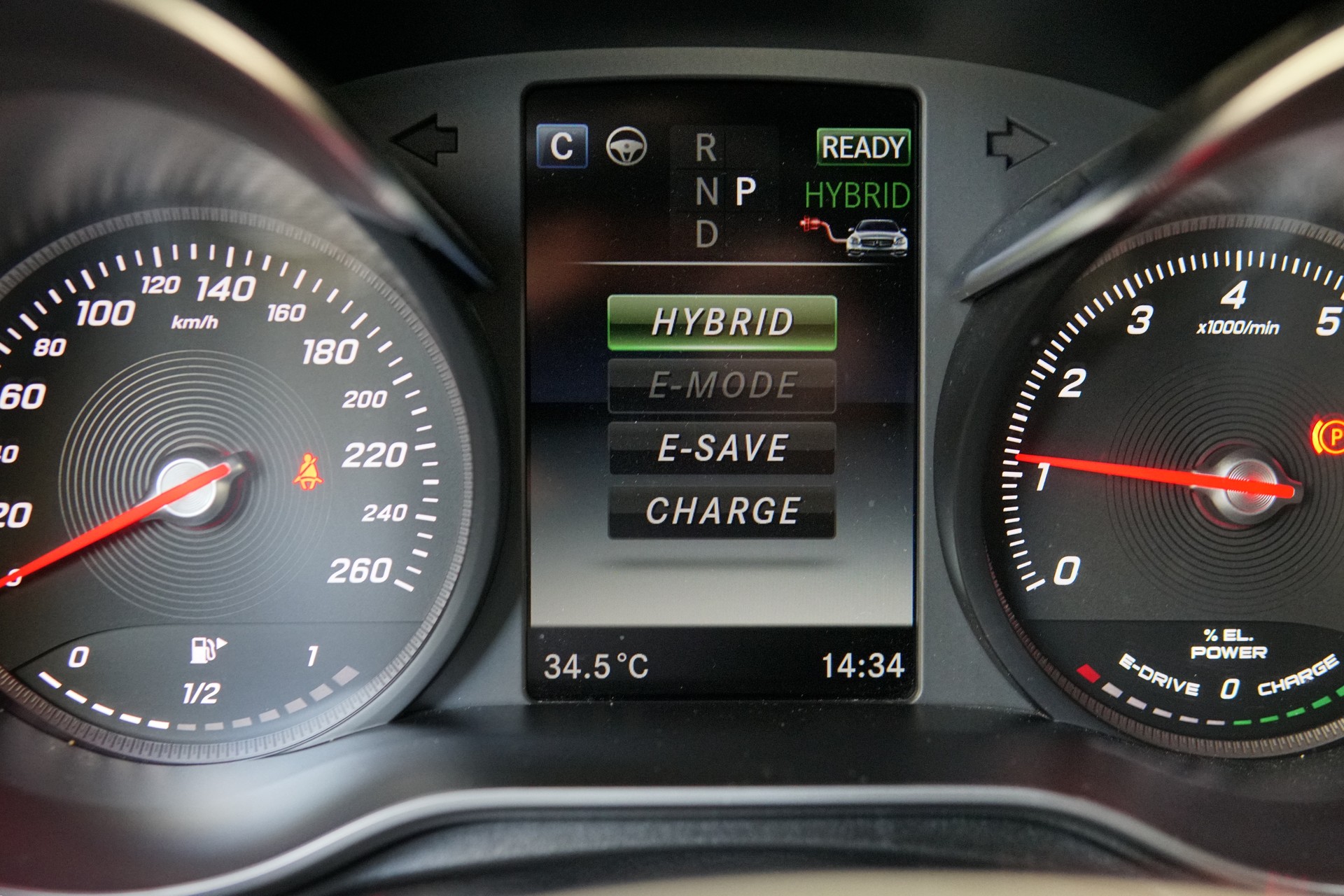 MERCEDES-BENZ GLC Coupé 350 e AMG Line 4Matic 7G-Tronic-image-13