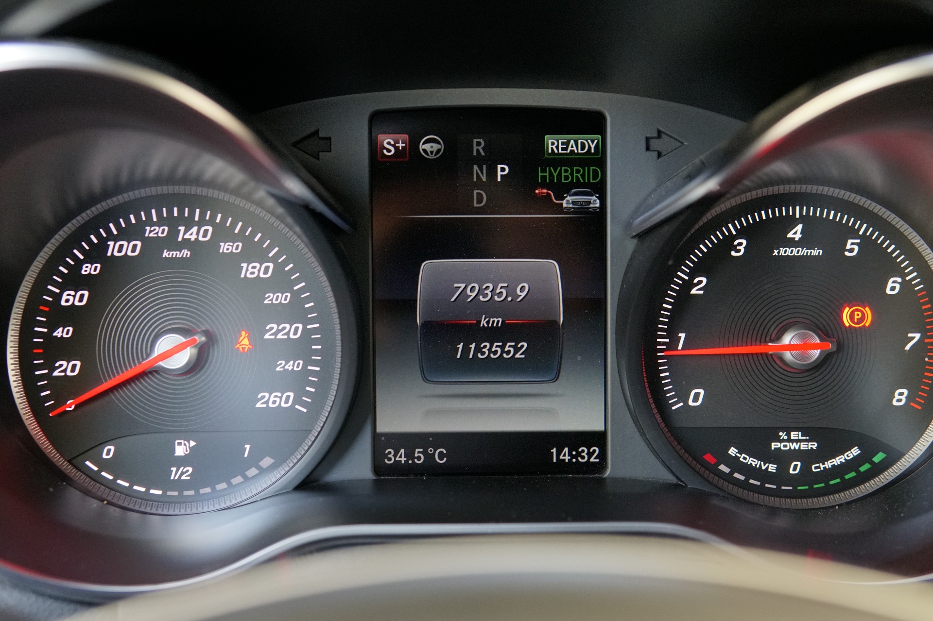 MERCEDES-BENZ GLC Coupé 350 e AMG Line 4Matic 7G-Tronic-image-12