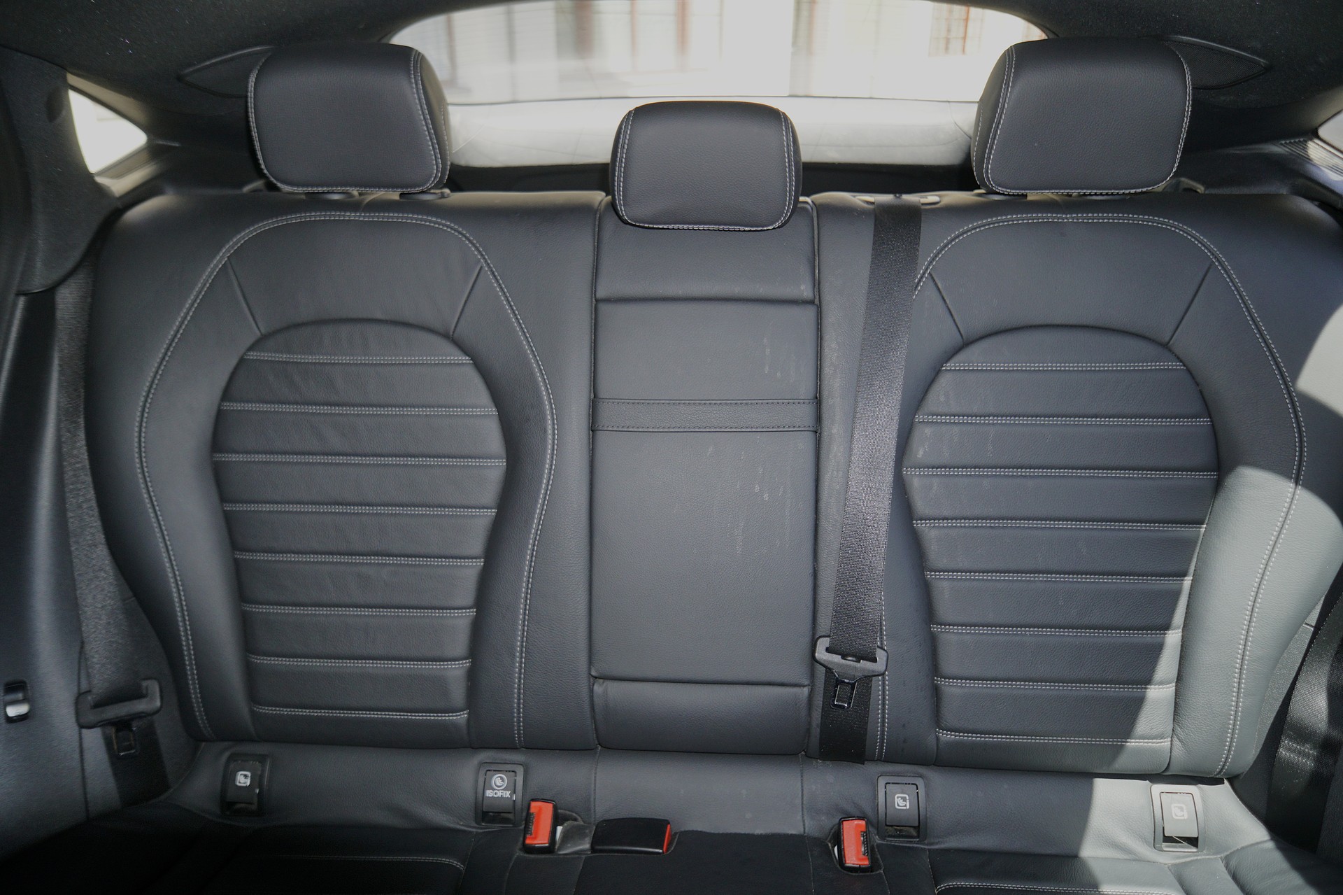 MERCEDES-BENZ GLC Coupé 350 e AMG Line 4Matic 7G-Tronic-image-18