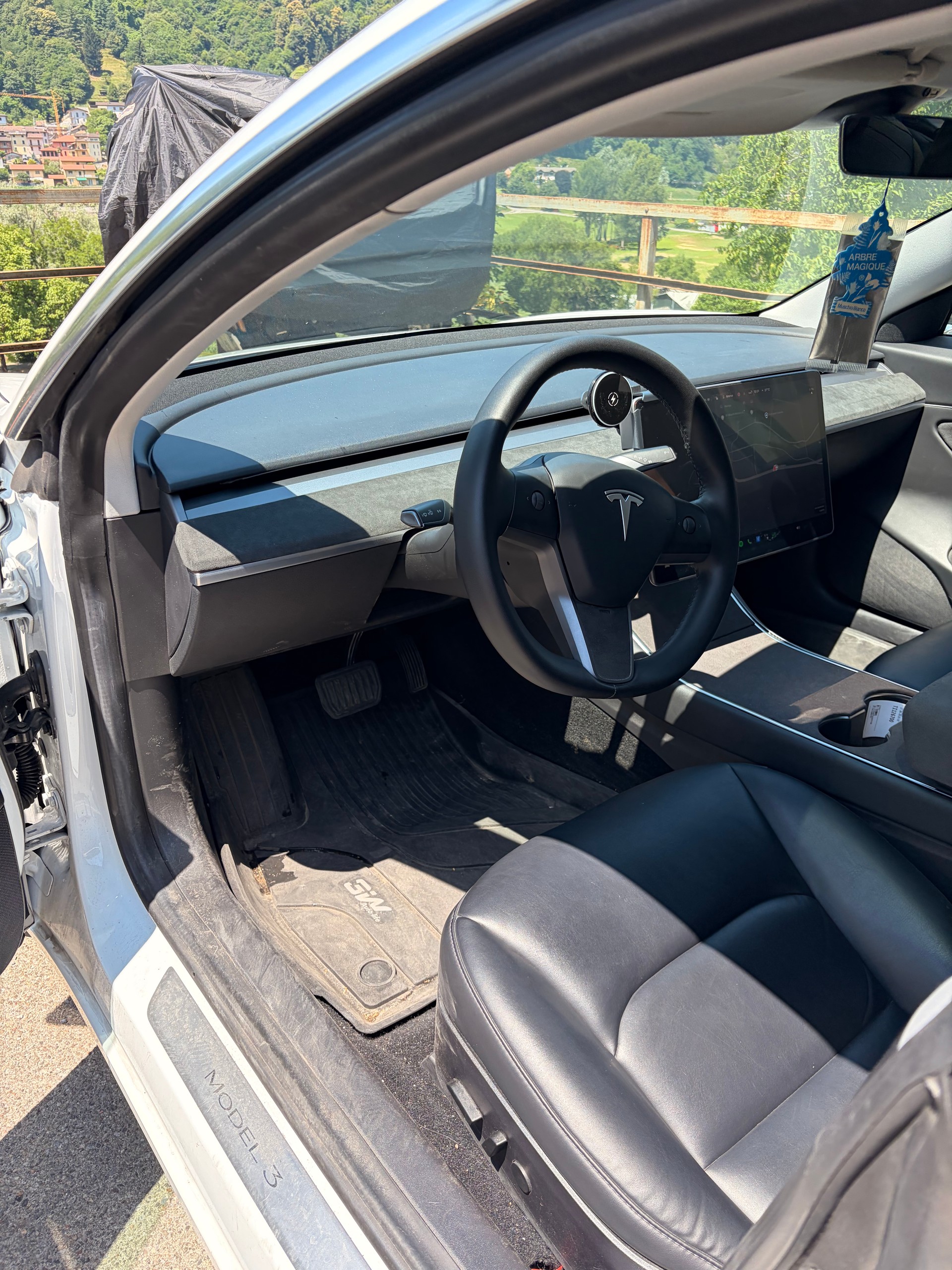TESLA Performance D-image-4