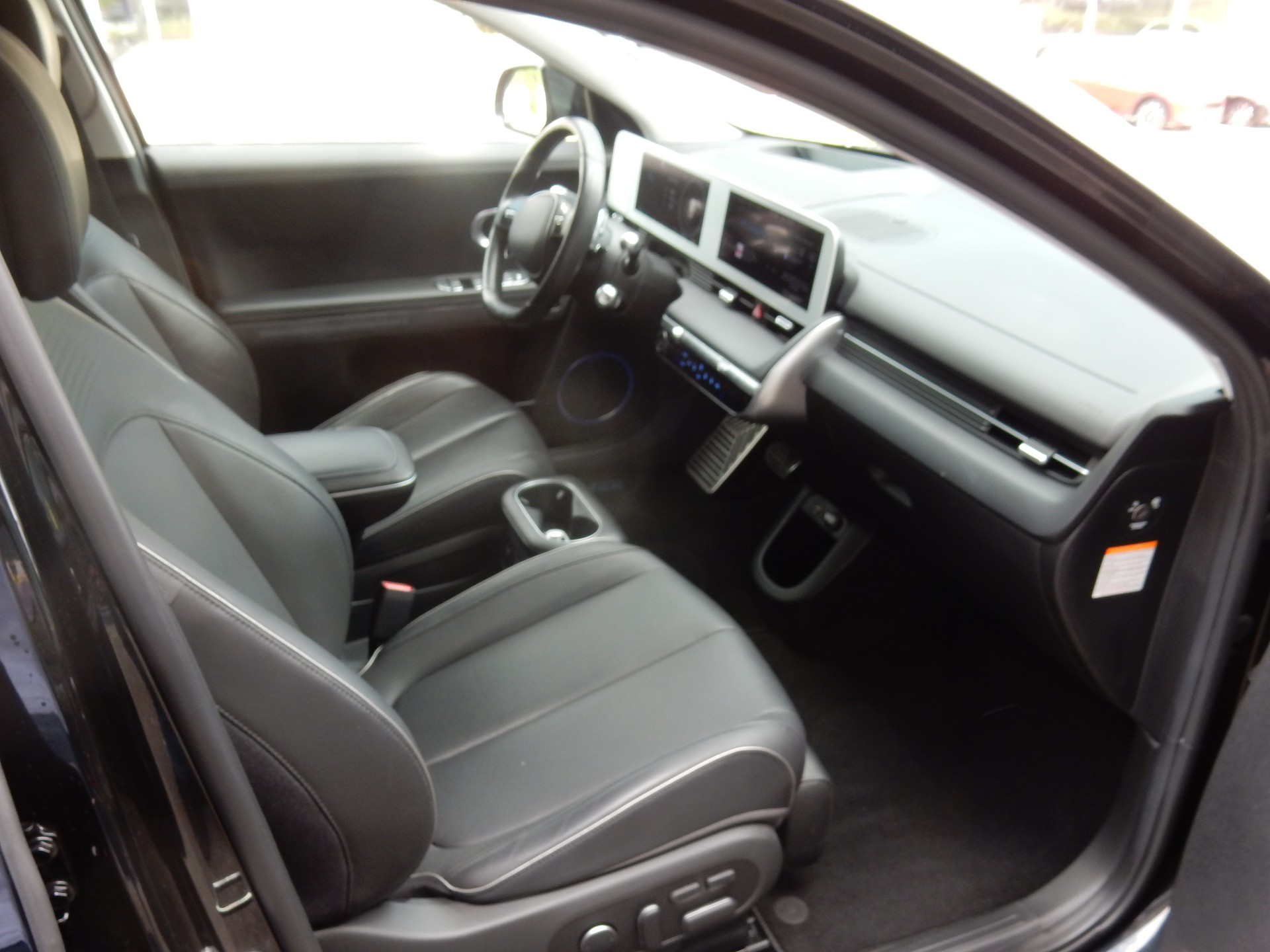 HYUNDAI Ioniq 5 72kWh First Edition 4WD-image-23