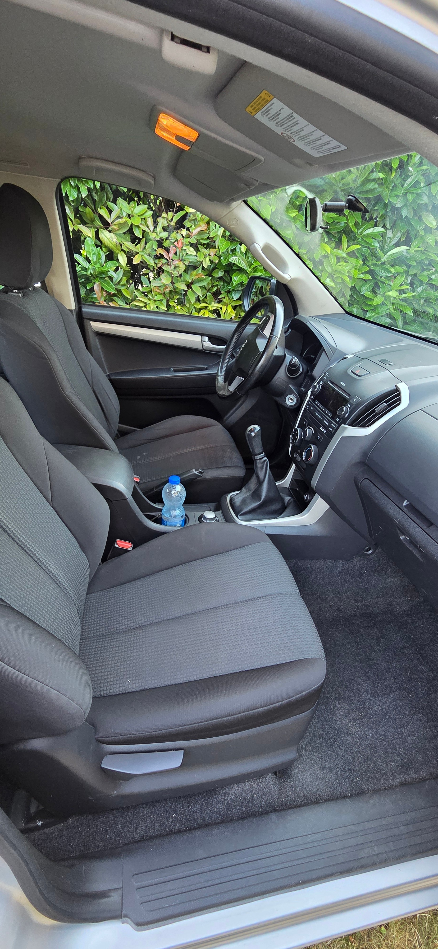 ISUZU 2.5 TDi Solar 4x4-image-3