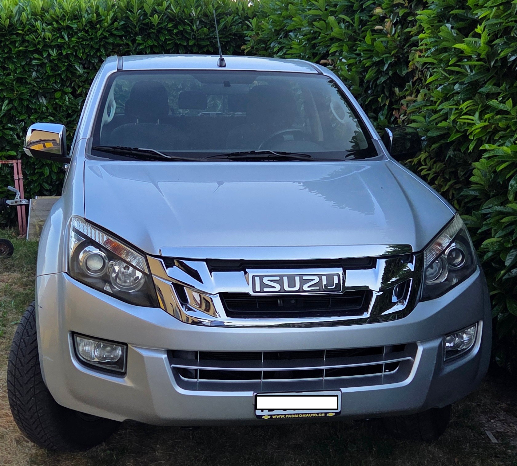 ISUZU 2.5 TDi Solar 4x4-image-0