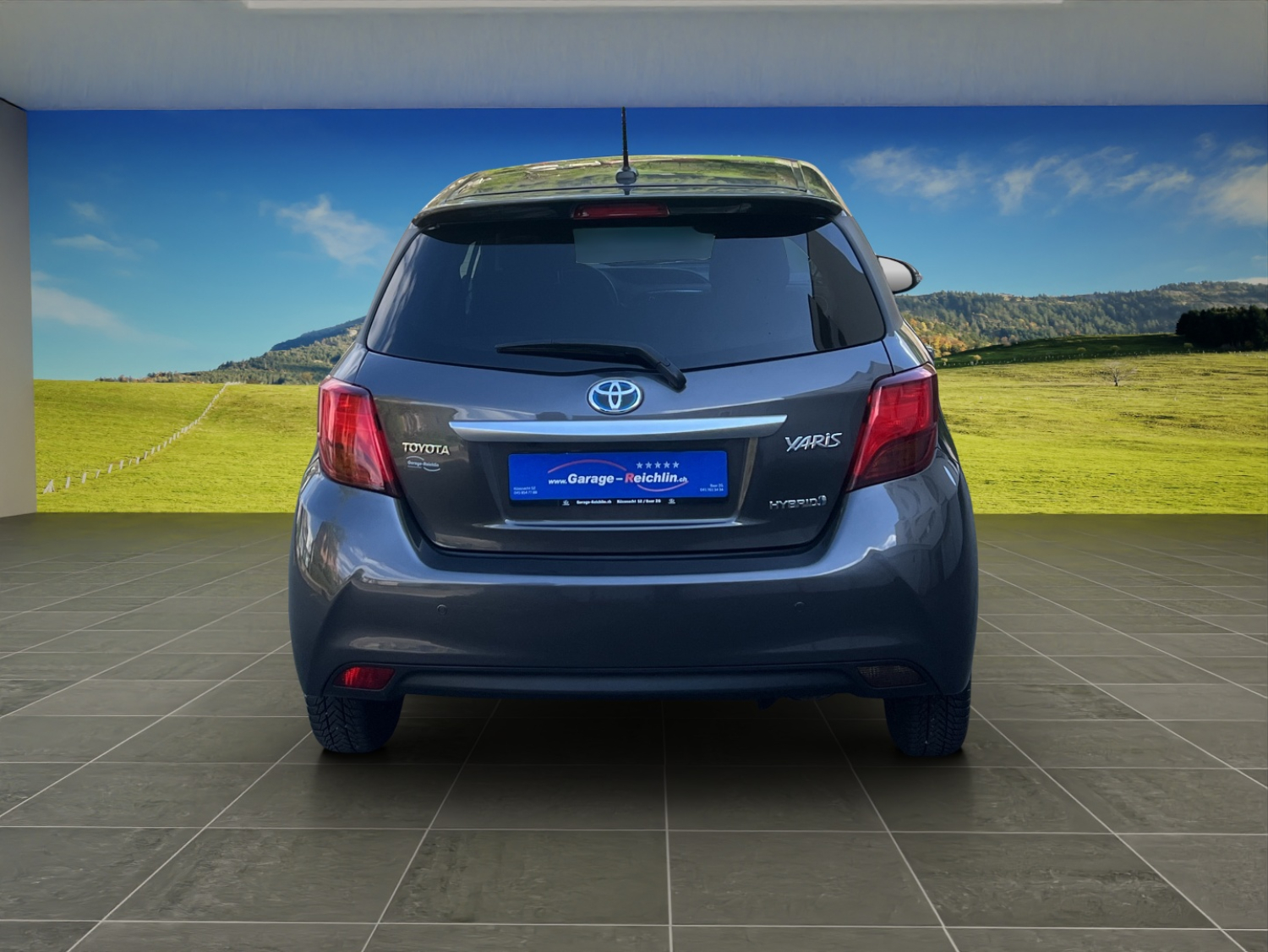 TOYOTA Yaris 1.5 VVT-i HSD Trend-image-3