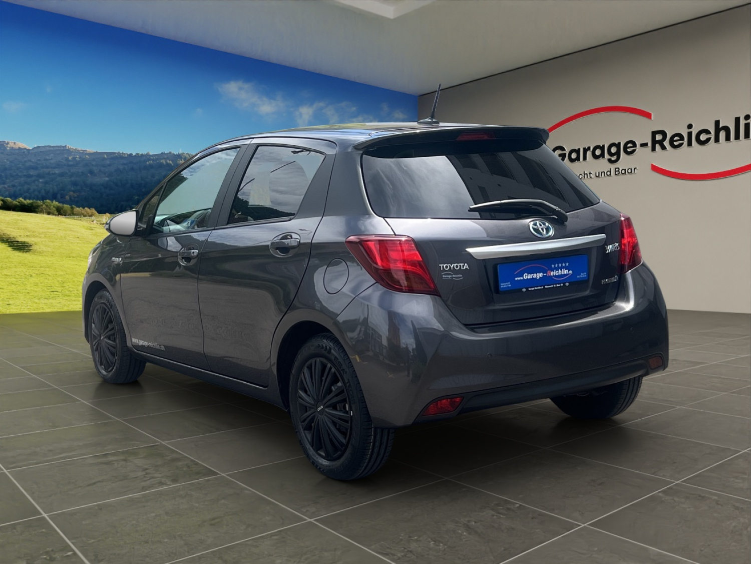 TOYOTA Yaris 1.5 VVT-i HSD Trend-showroom-element-2