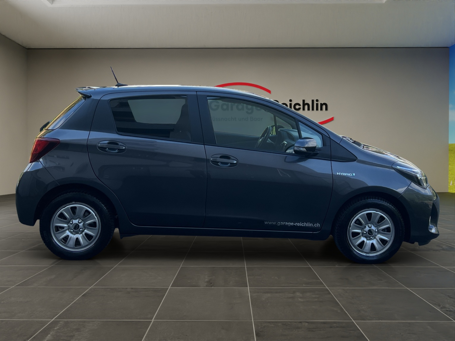 TOYOTA Yaris 1.5 VVT-i HSD Trend-image-5