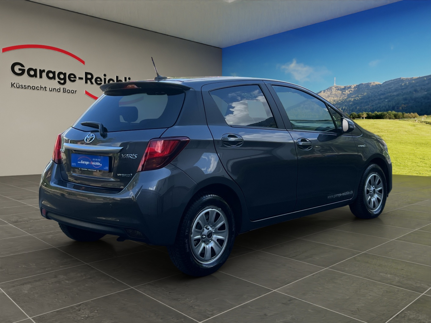 TOYOTA Yaris 1.5 VVT-i HSD Trend-image-4