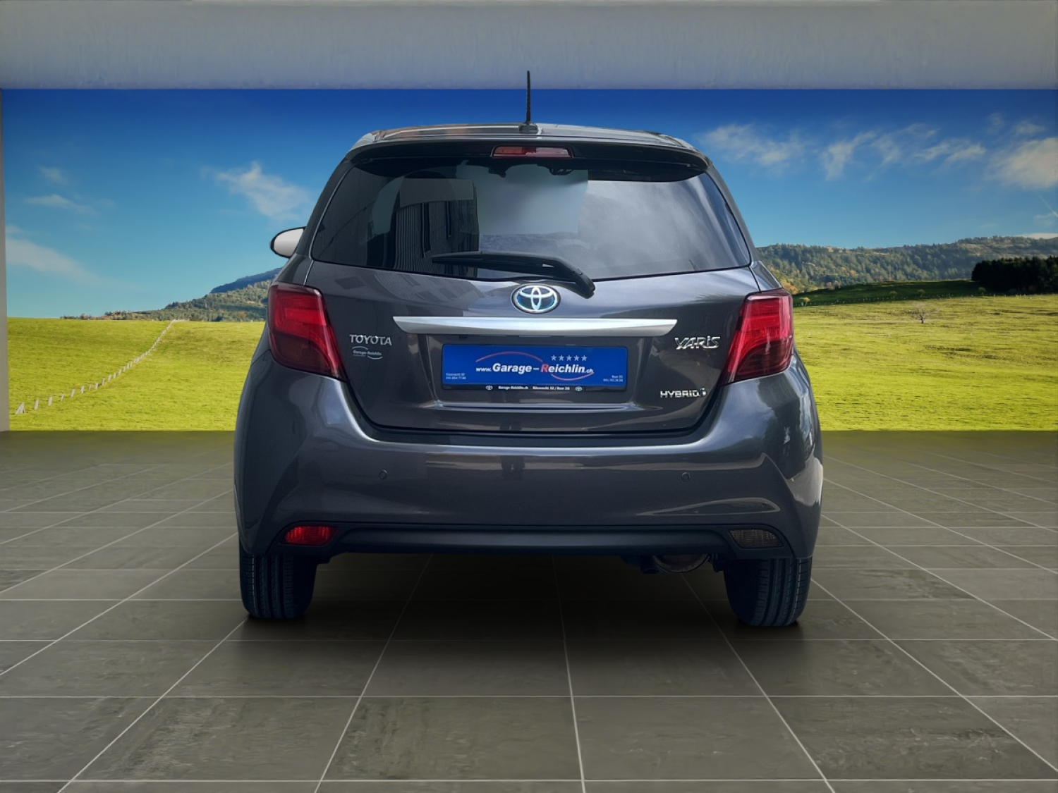 TOYOTA Yaris 1.5 VVT-i HSD Trend-showroom-element-3