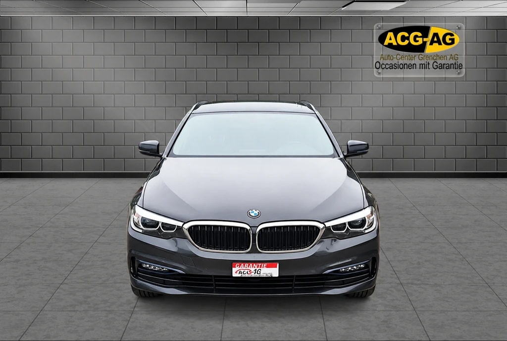BMW 520d xDrive Touring Sport Line Steptronic ** Voll-Leder ** Gr-Navi ** RF-Kamera ** Sitzheizung ** Frisch Ab MFK & Service **-image-1