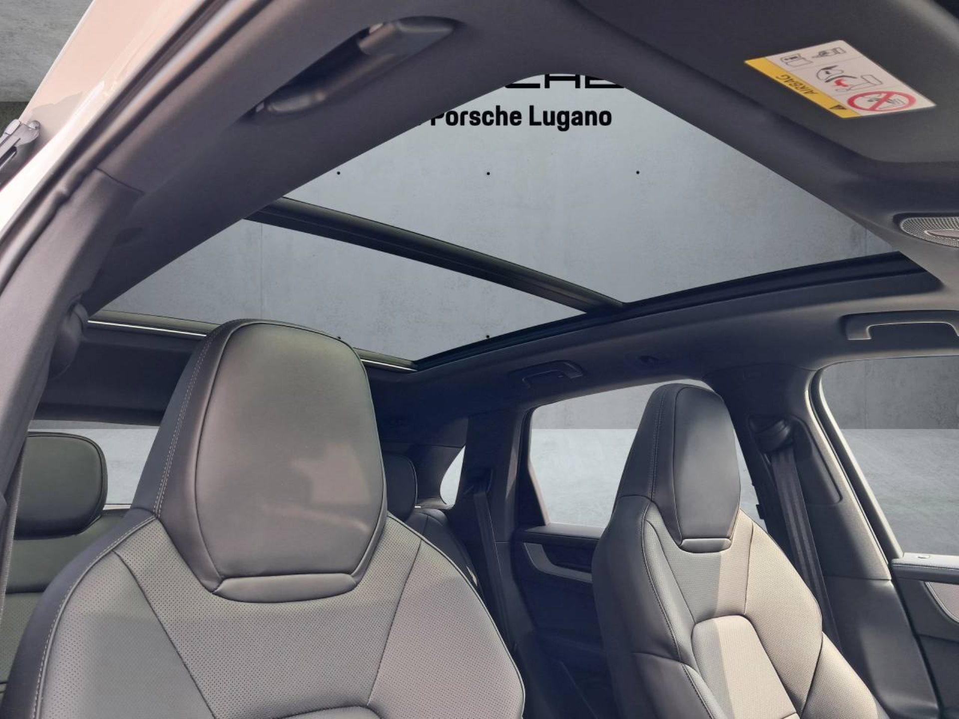 PORSCHE Cayenne E-Hybrid-image-15
