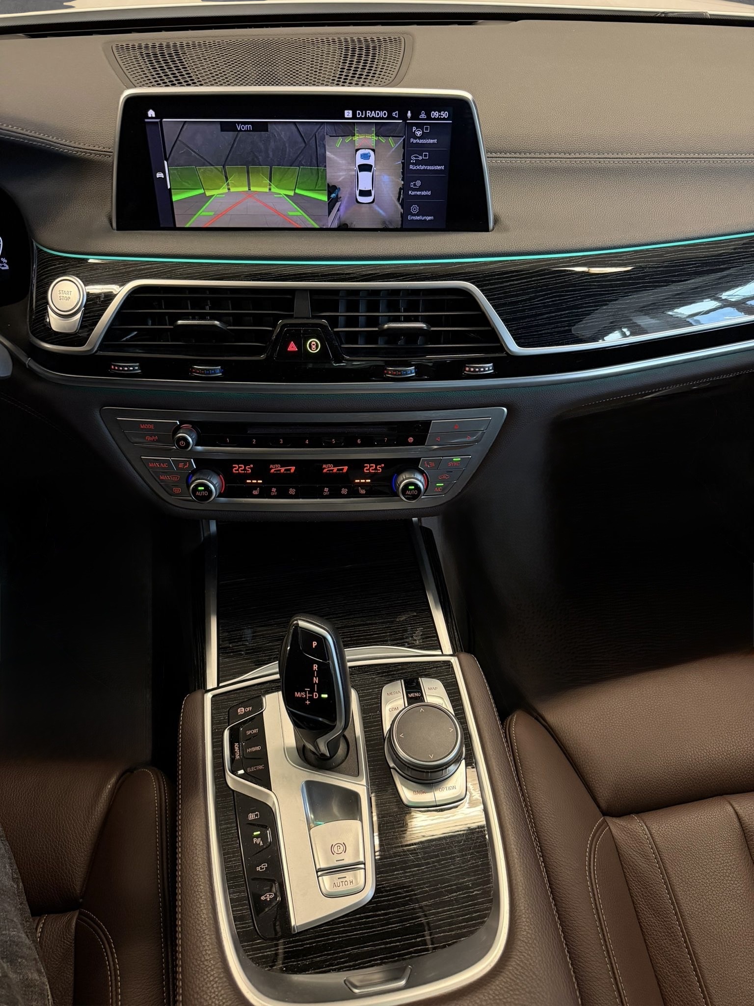 BMW 745Le xDrive Steptronic-image-9