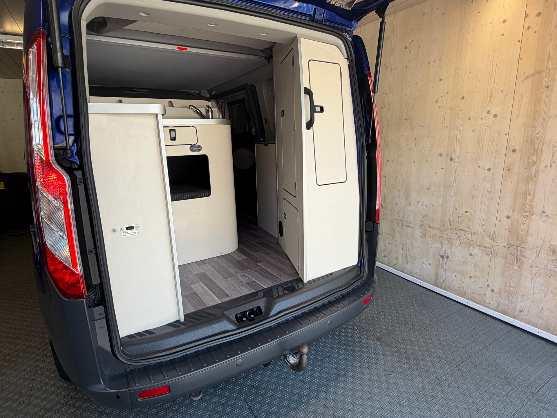 FORD Transit Custom 310 L1H1 Trend SelectShift A-image-13