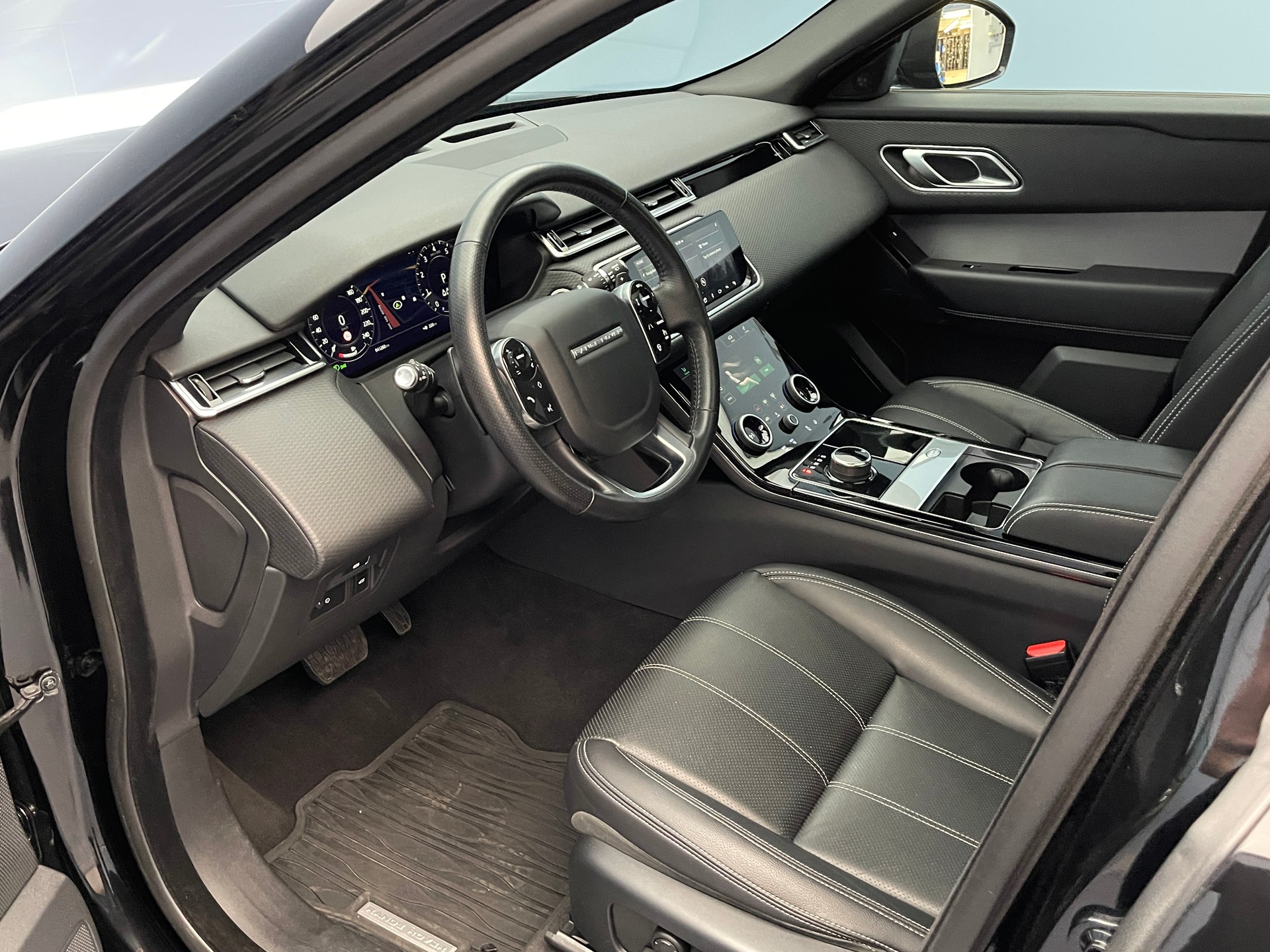 LAND ROVER Range Rover Velar 2.0 T S-image-5