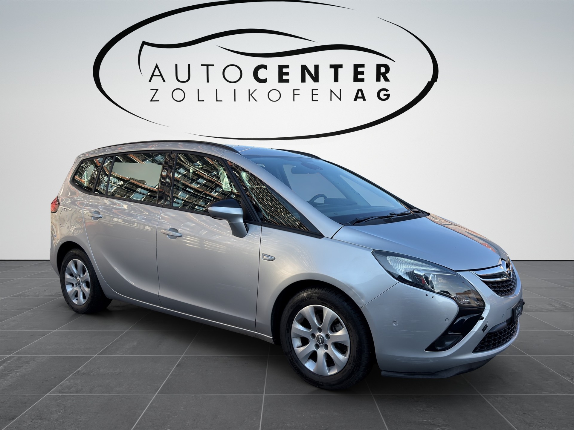 OPEL Zafira Tourer 1.4i 16V Turbo Cosmo Automatic-image-2