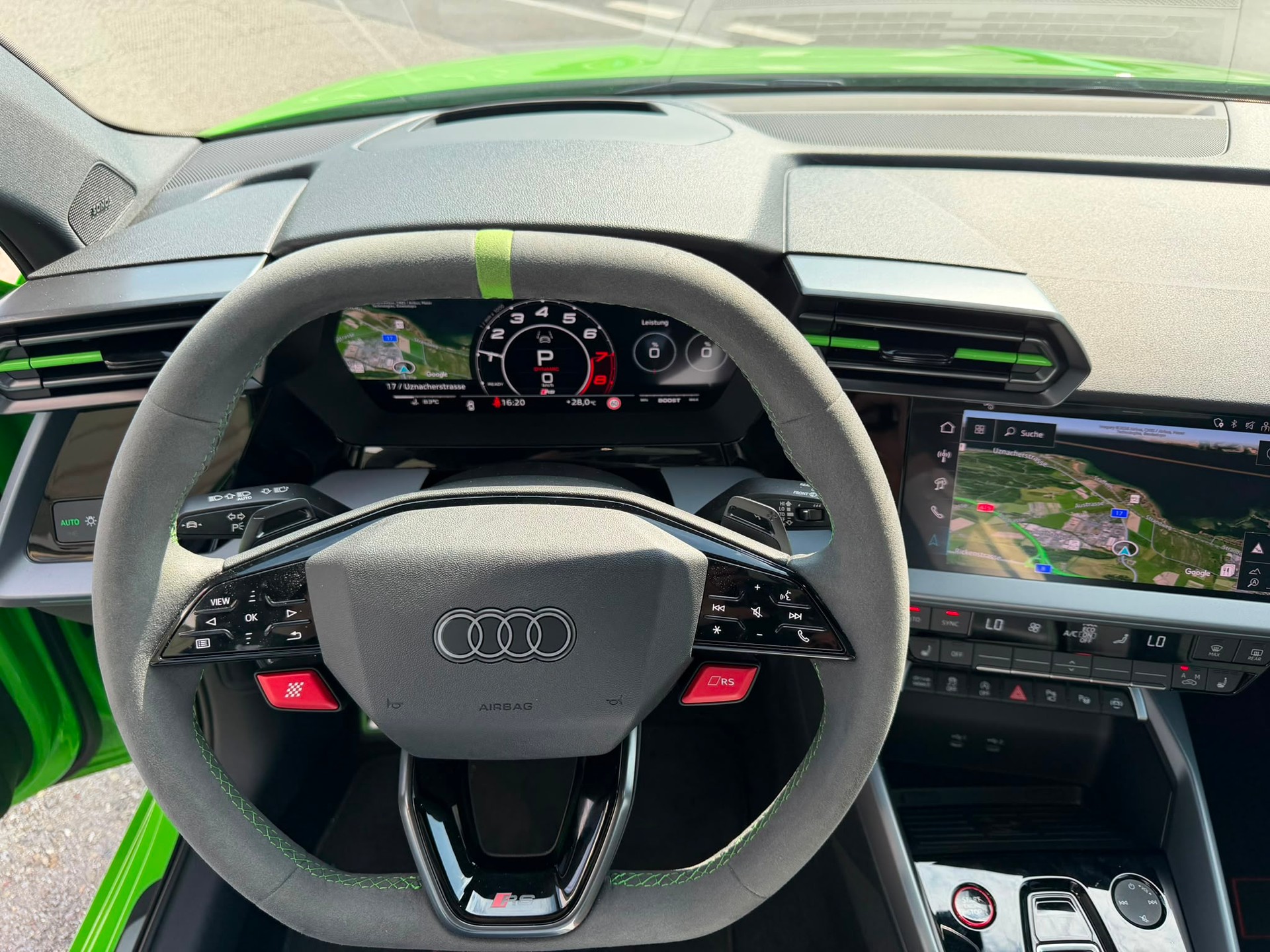 AUDI RS3 Sportback 2.5 TSI quattro S-tronic-image-15